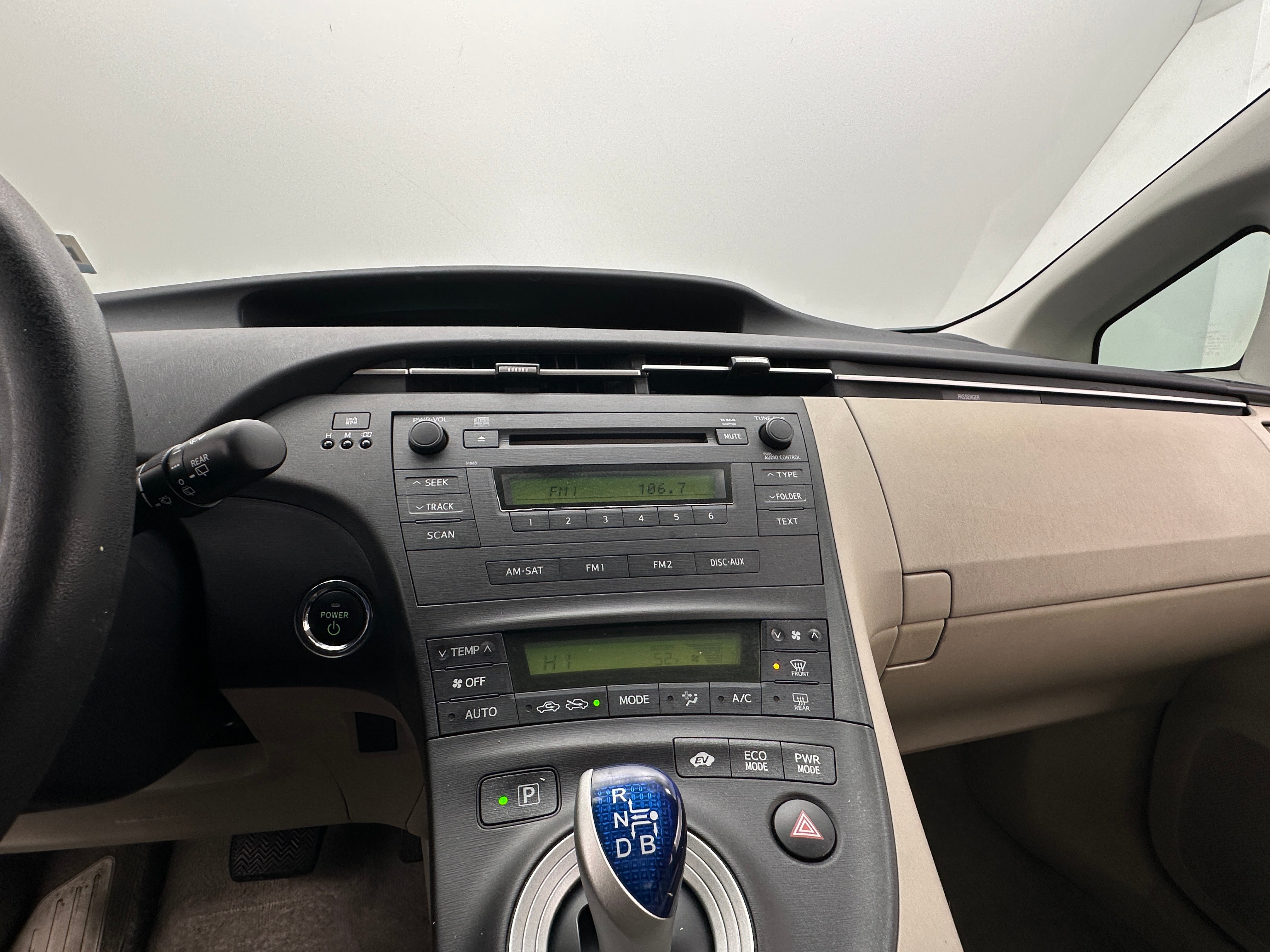 2011 Toyota Prius One 4