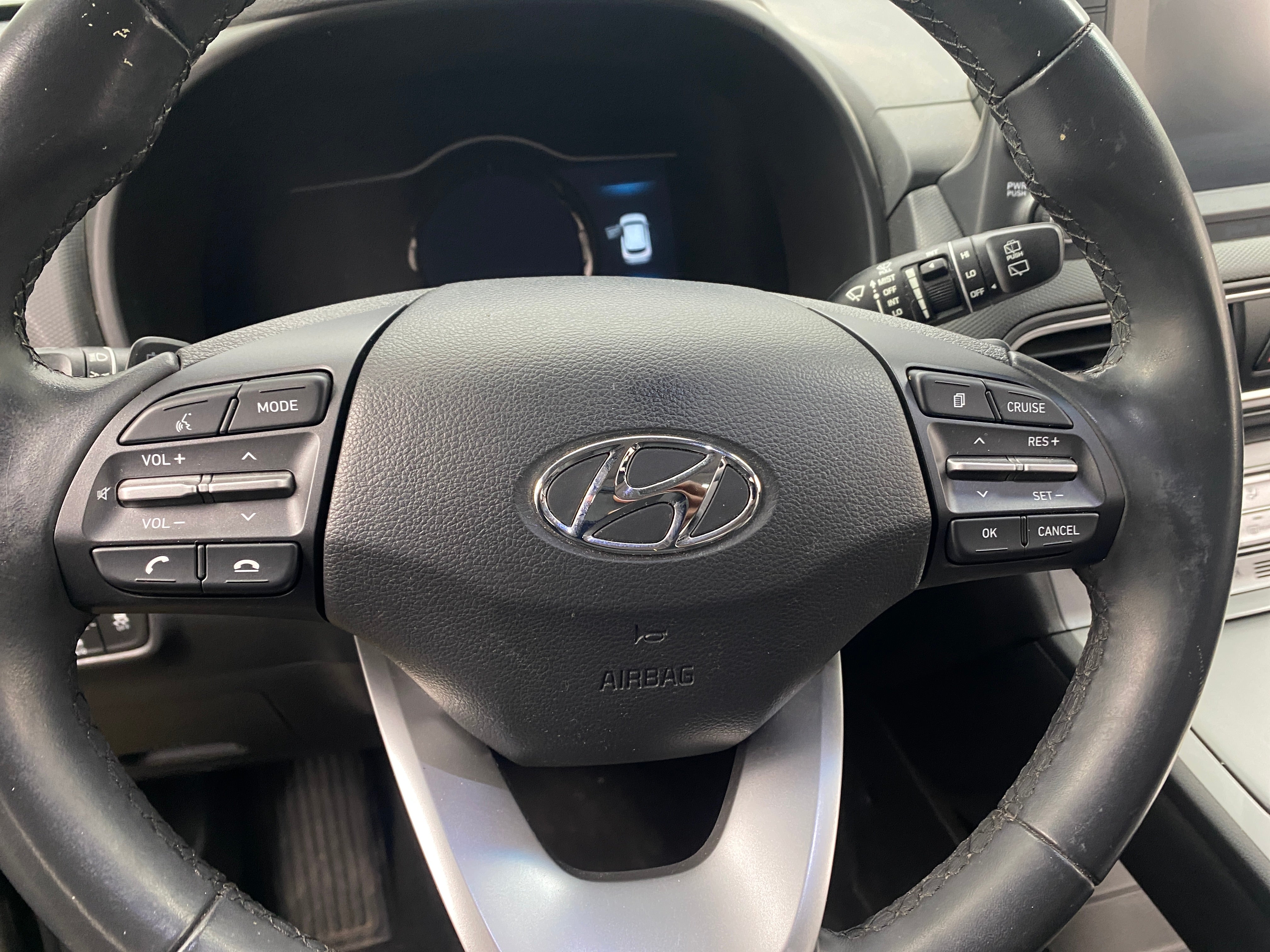 2021 Hyundai Kona Limited 4