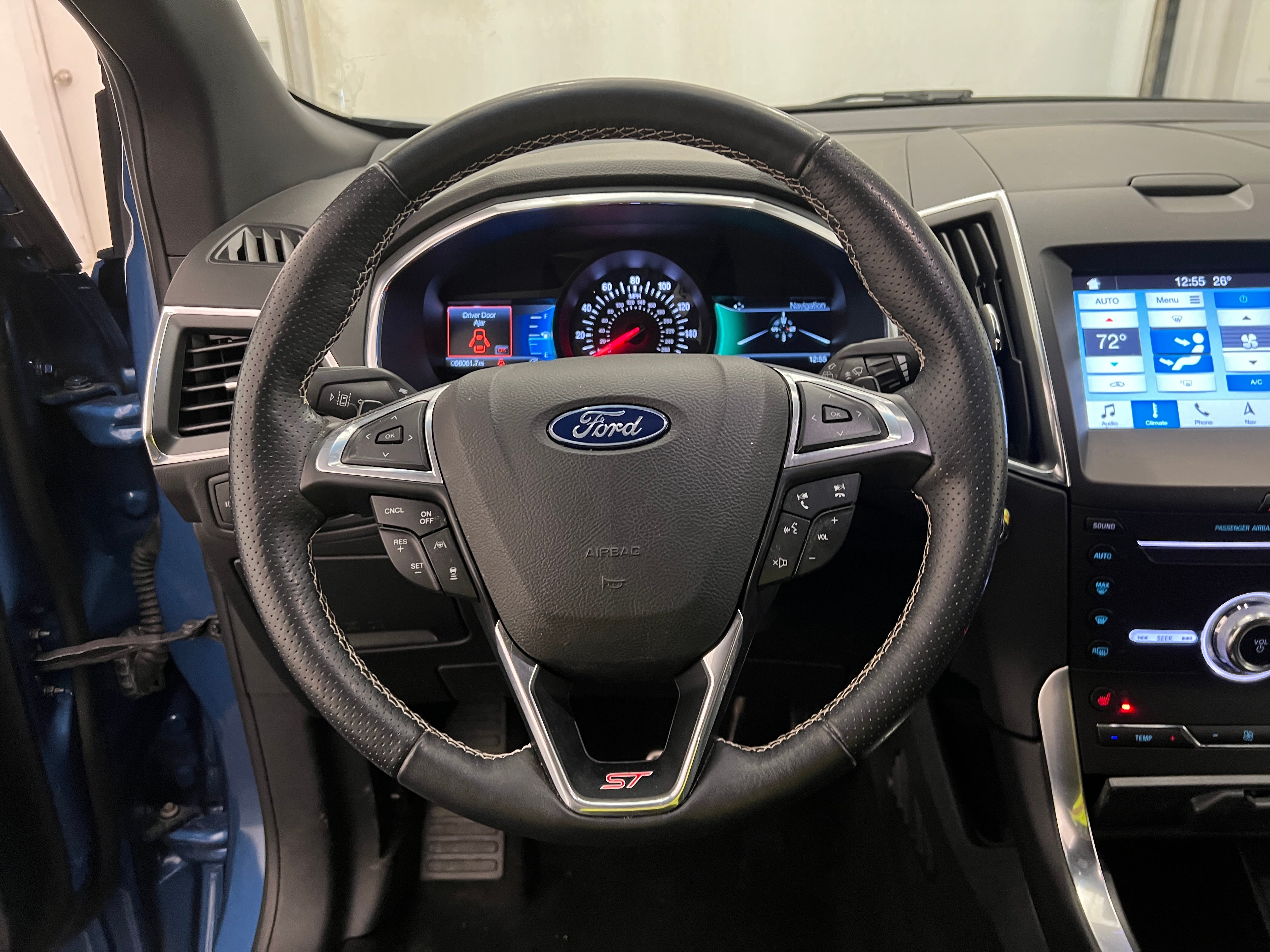 2019 Ford Edge ST 4