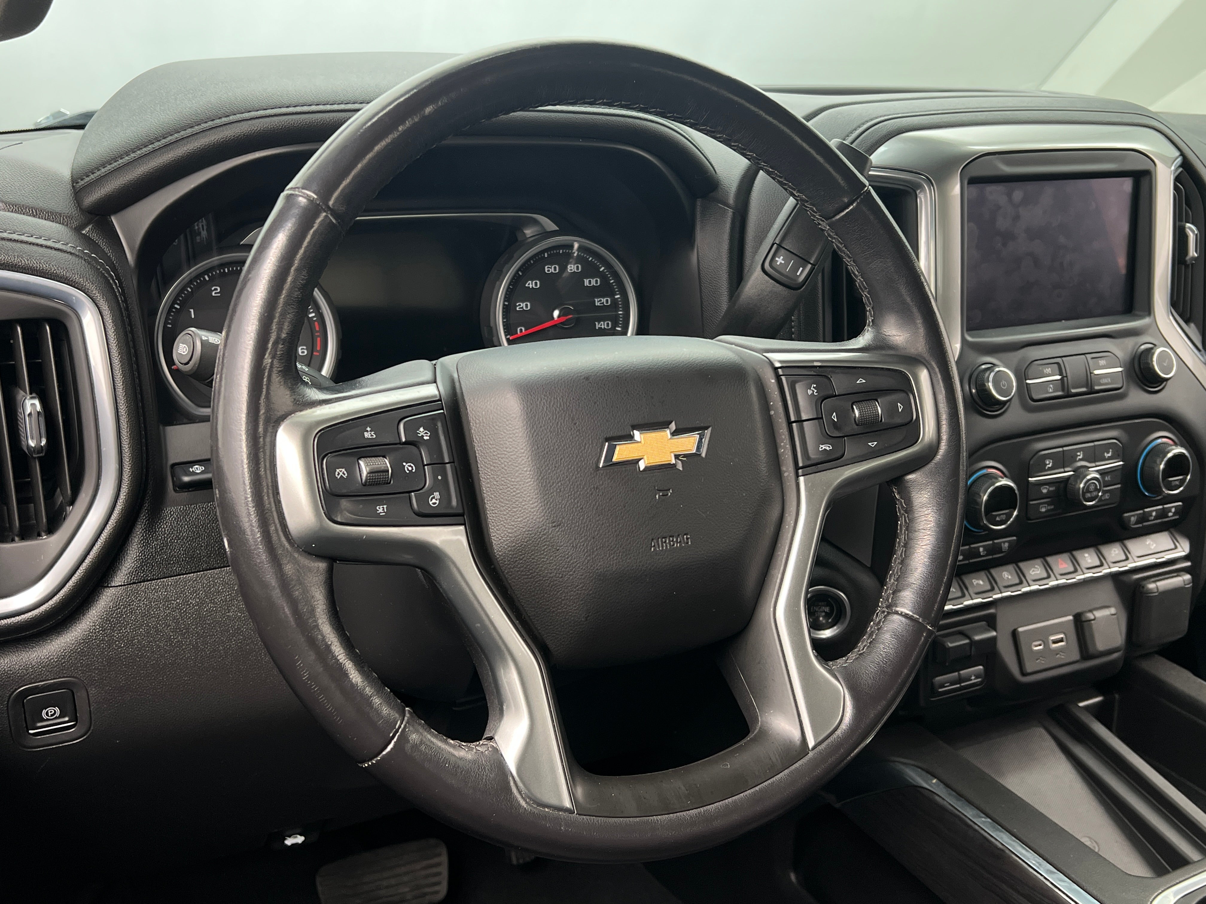 2021 Chevrolet Silverado 1500 LTZ 4