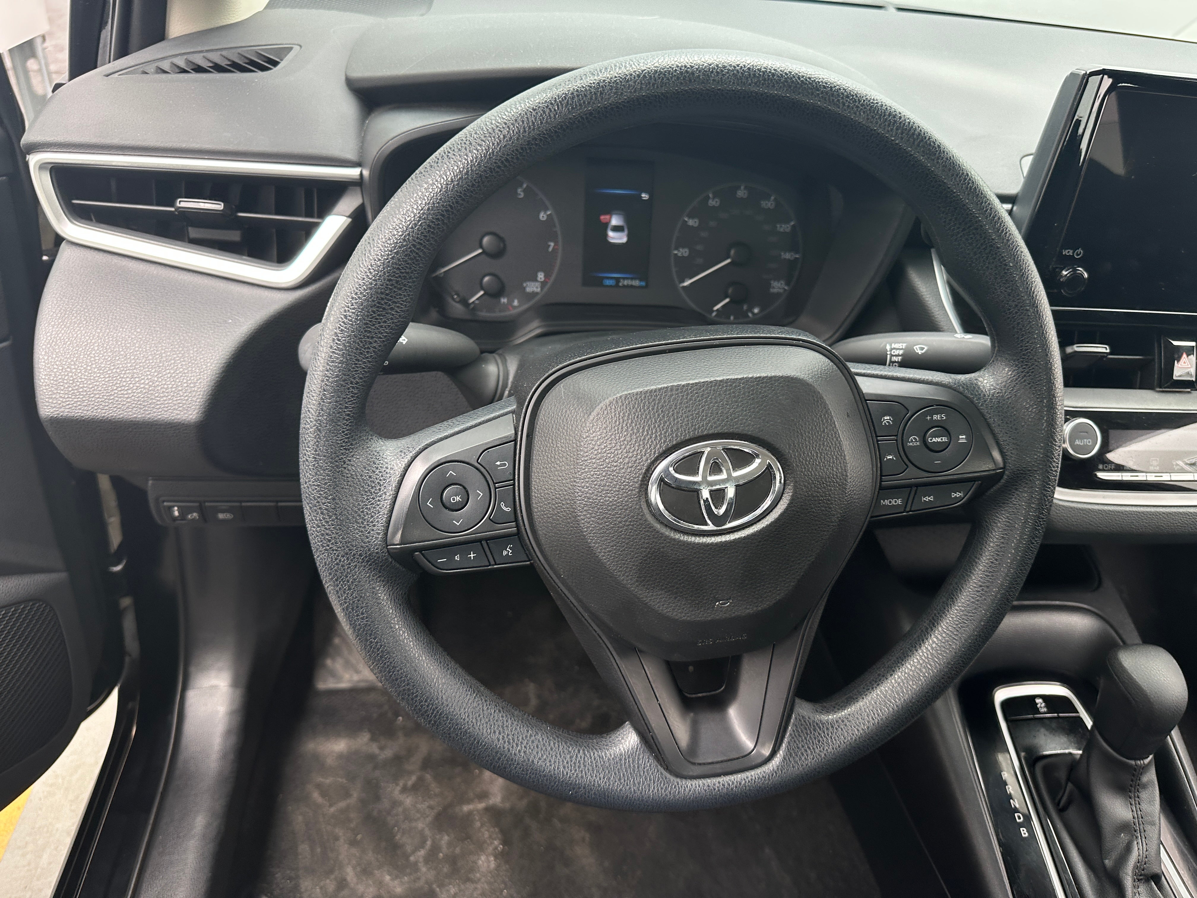 2024 Toyota Corolla LE 4