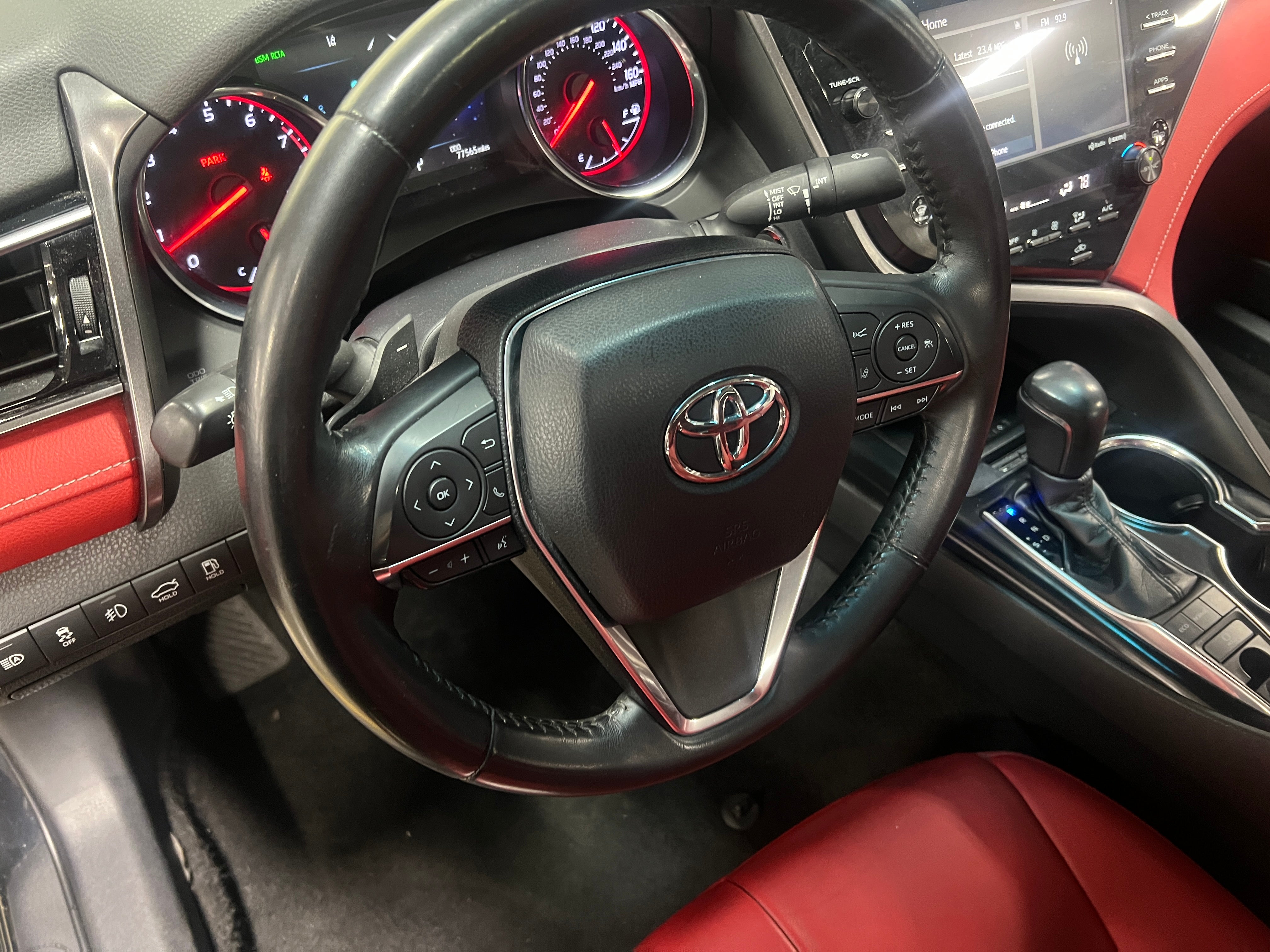 2020 Toyota Camry XSE 4