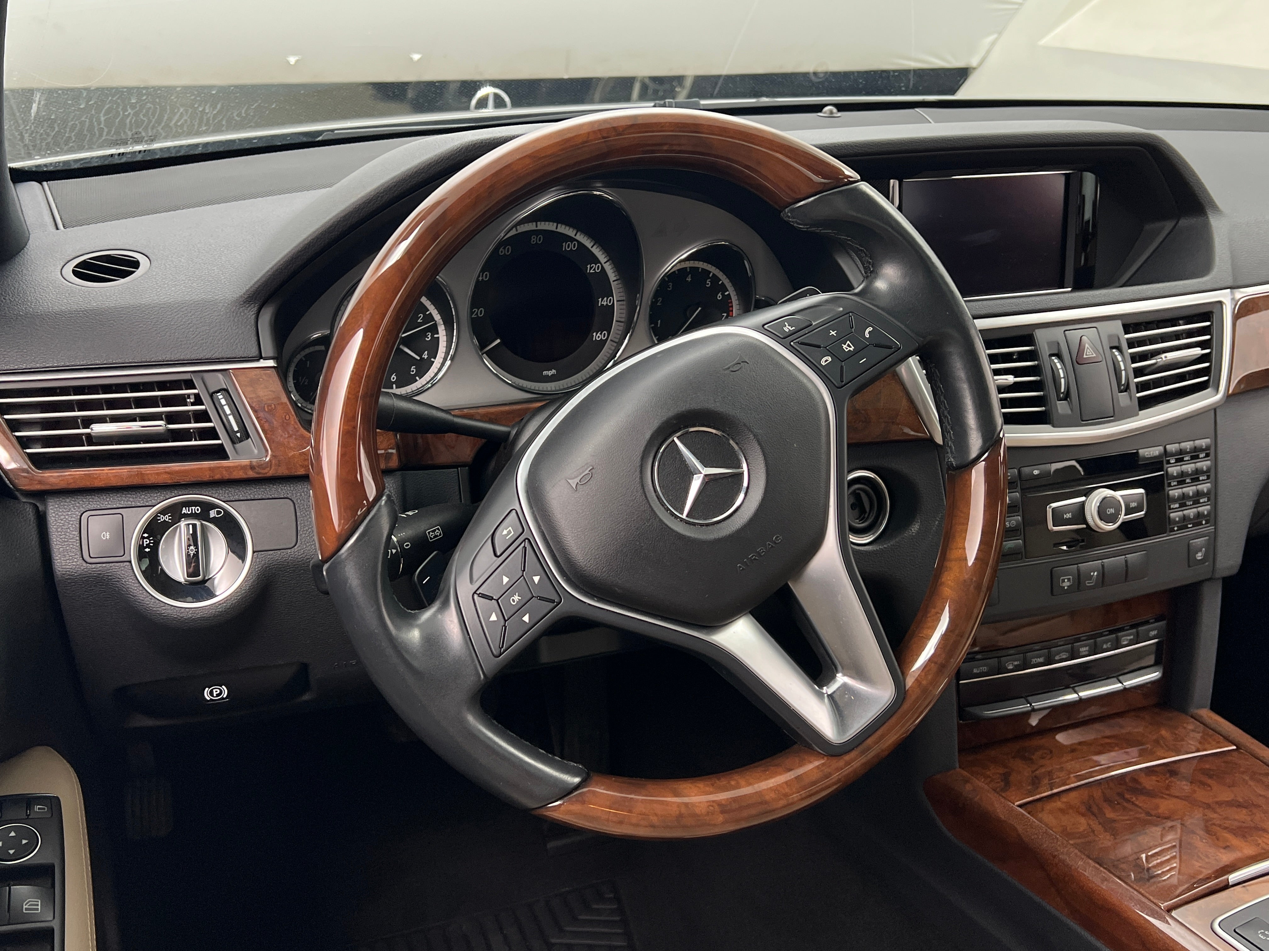 2012 Mercedes-Benz E-Class E 350 5