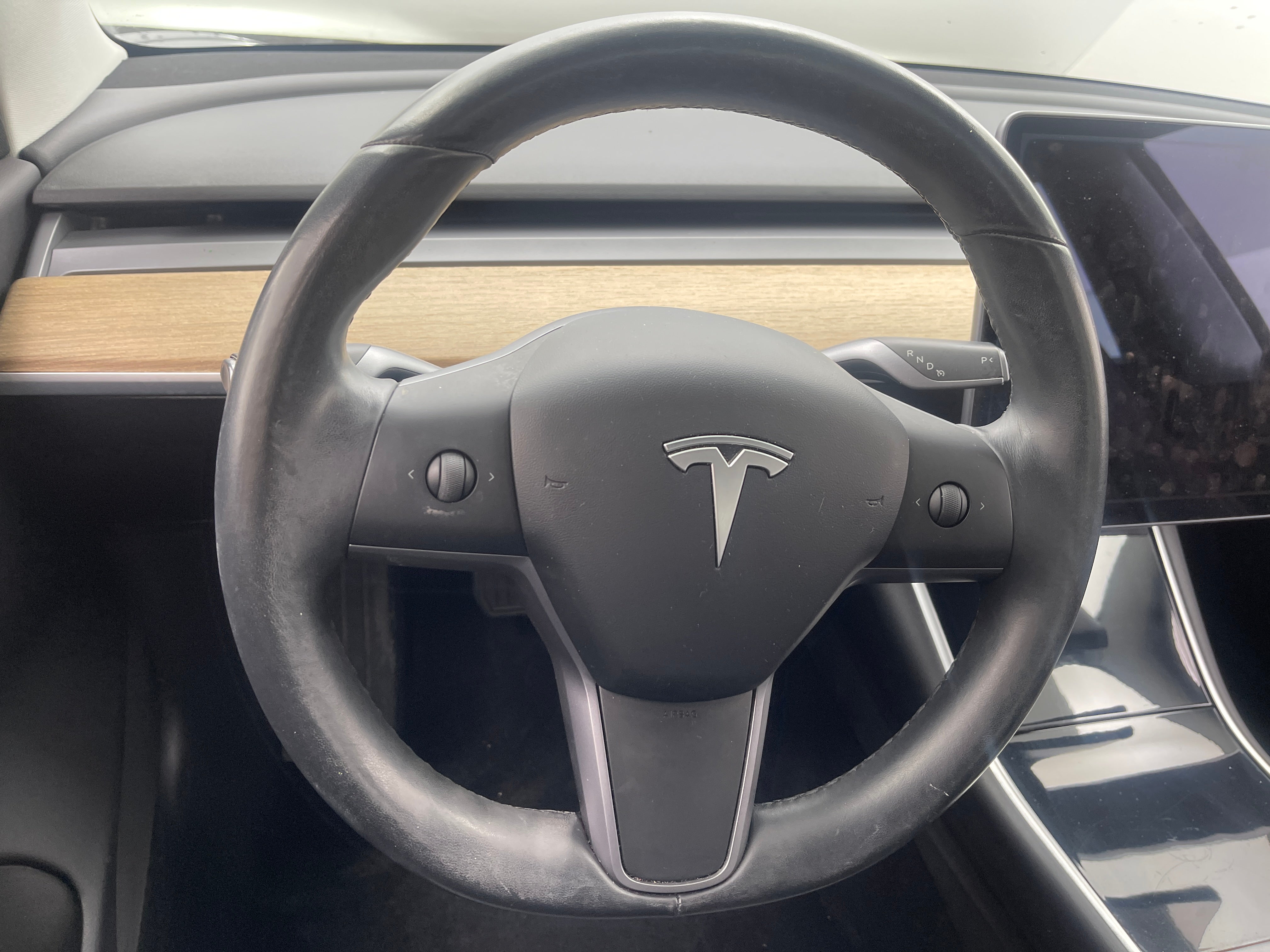 2019 Tesla Model 3 Standard Range 4