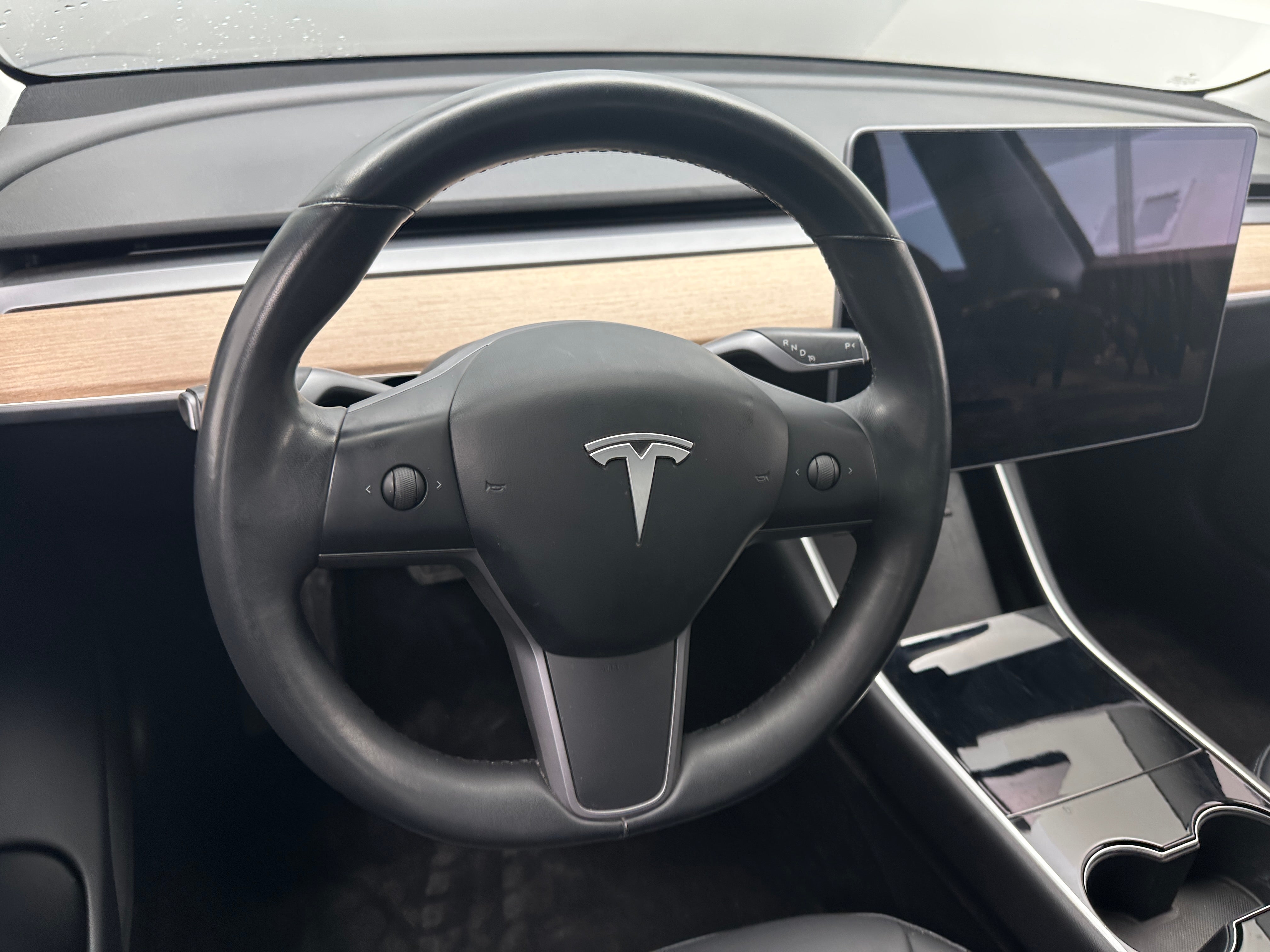 2018 Tesla Model 3 Mid Range 4