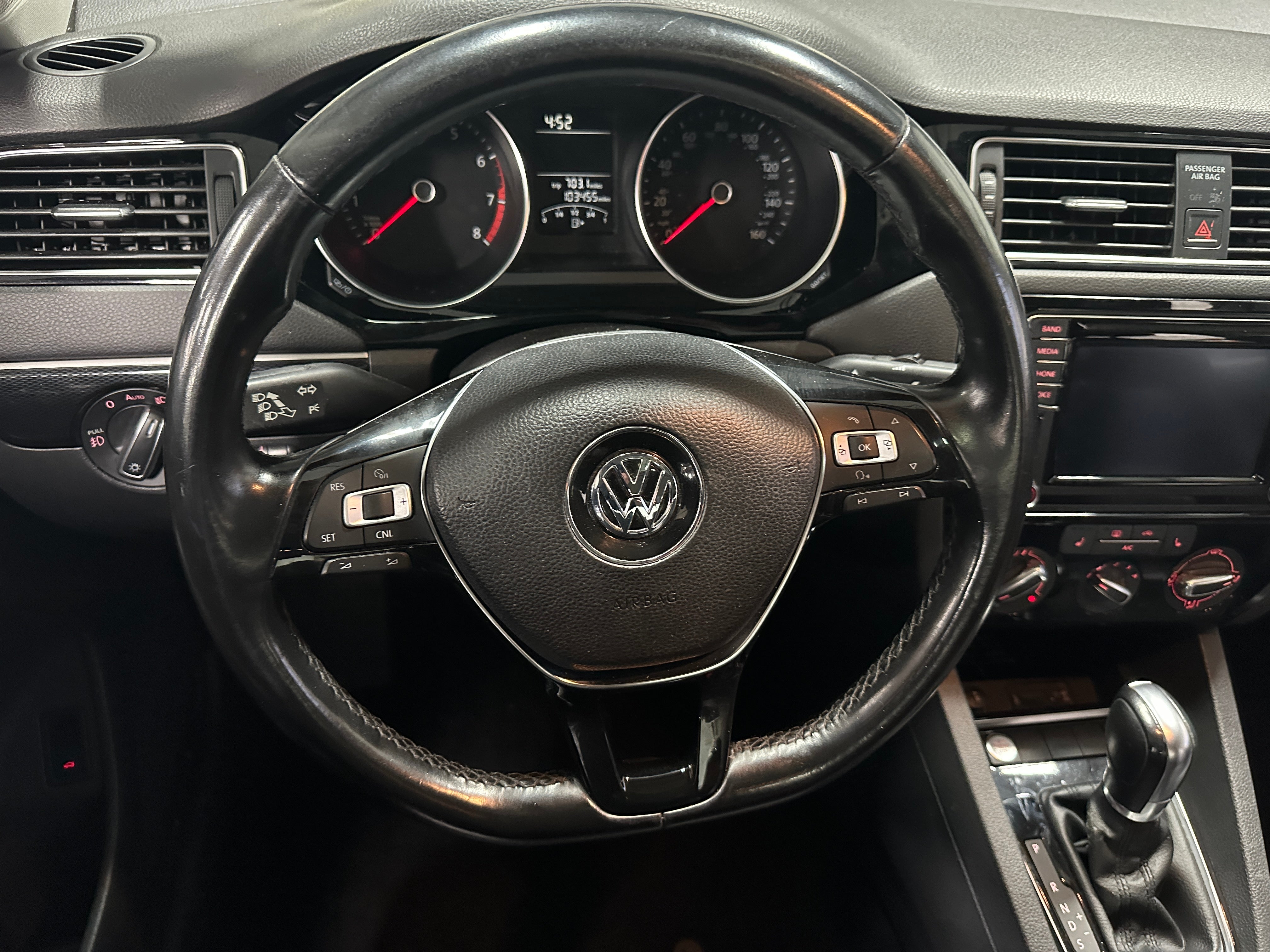 2016 Volkswagen Jetta SEL 5