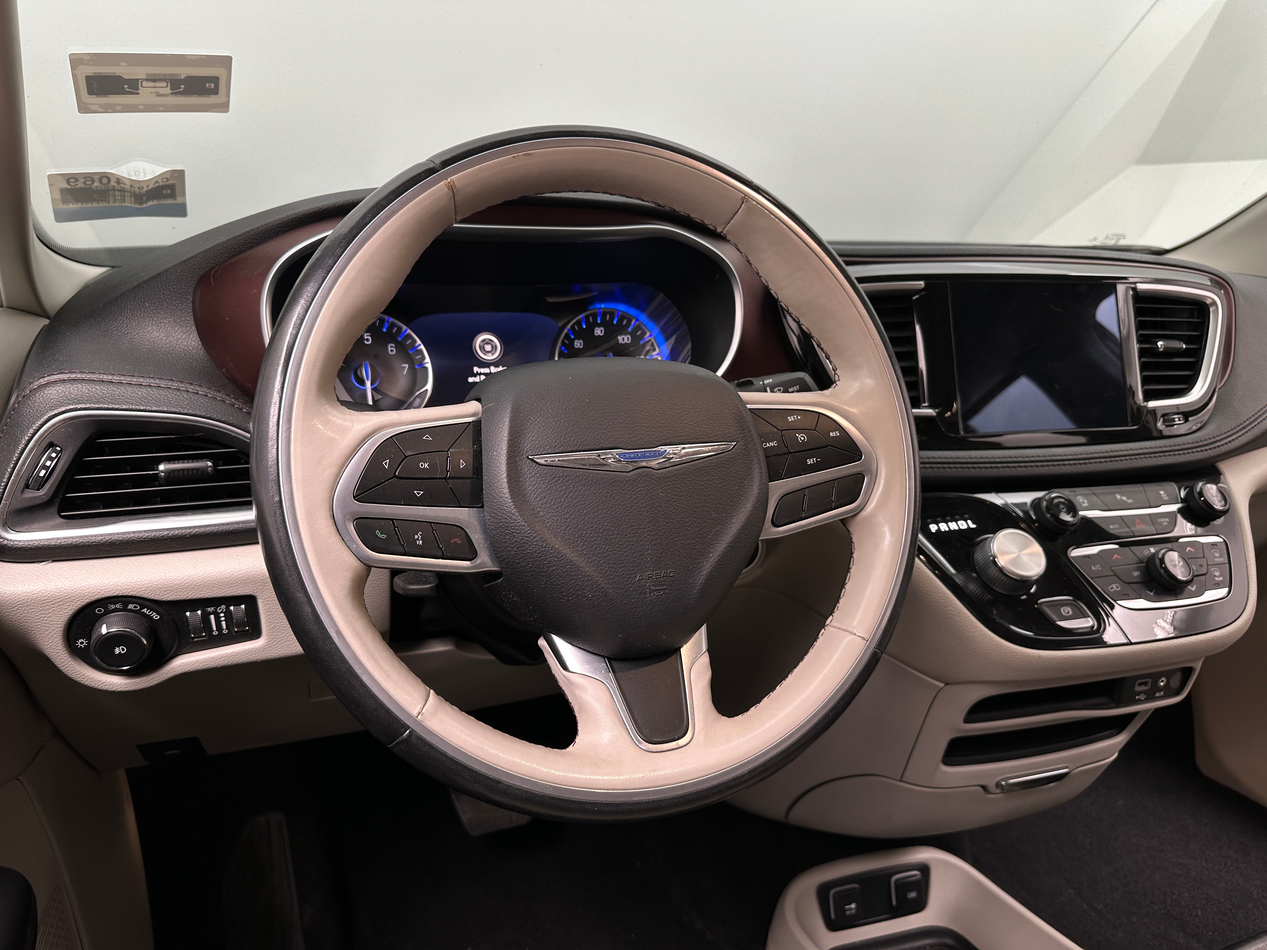 2020 Chrysler Pacifica Limited 4