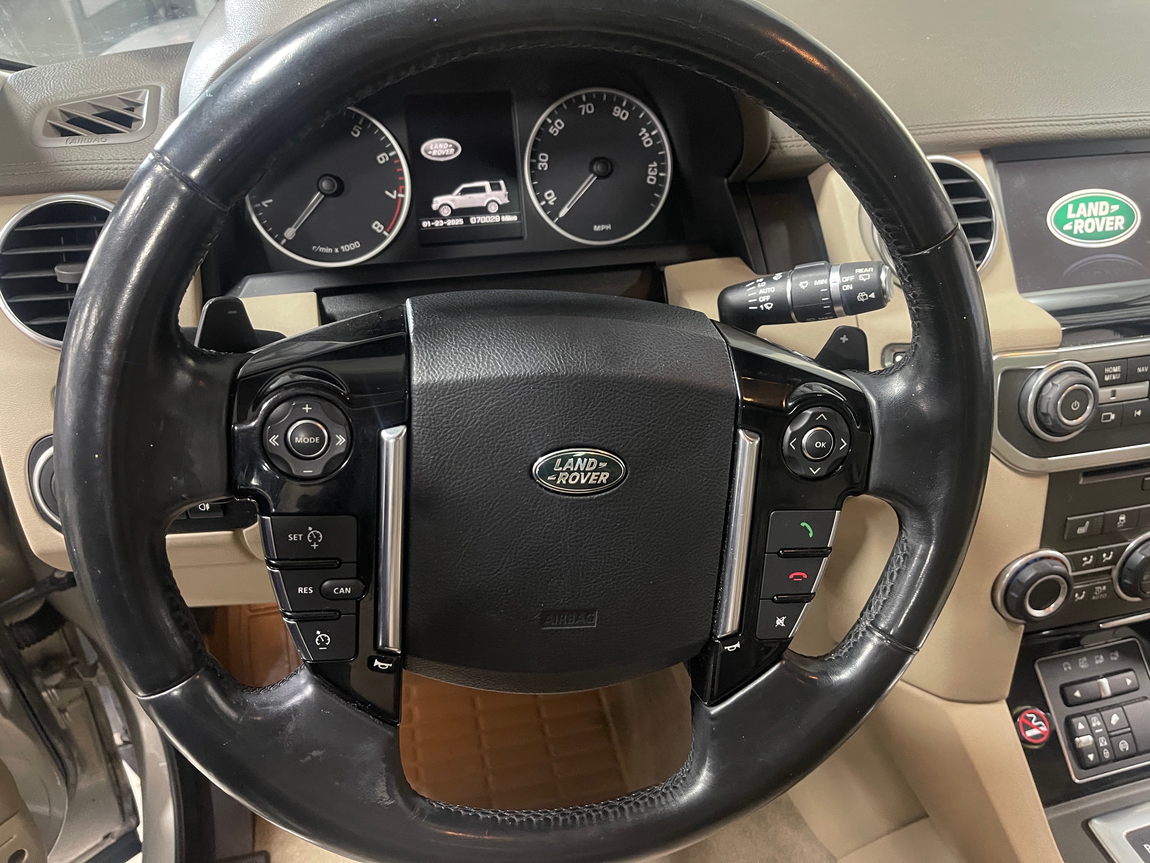 2016 Land Rover LR4 HSE 4