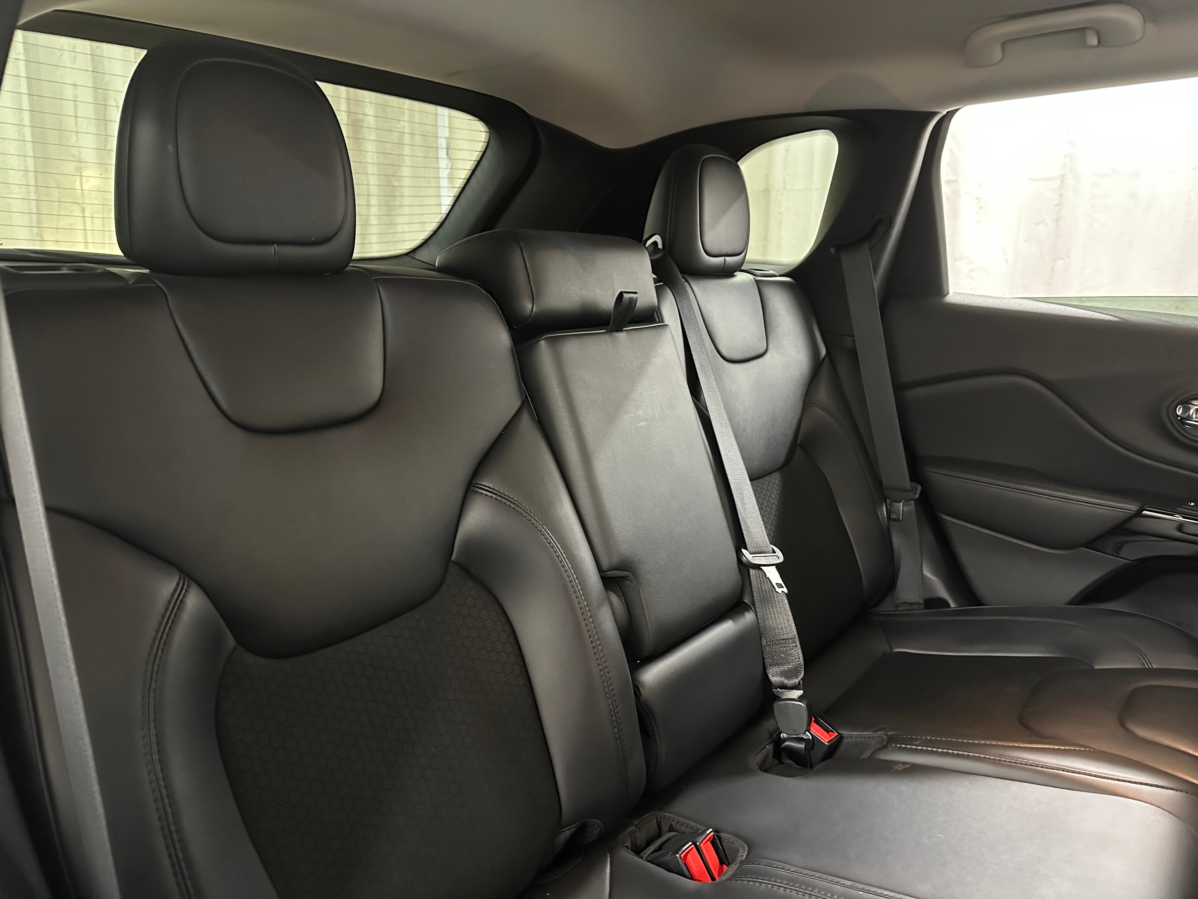 2019 Jeep Cherokee Altitude