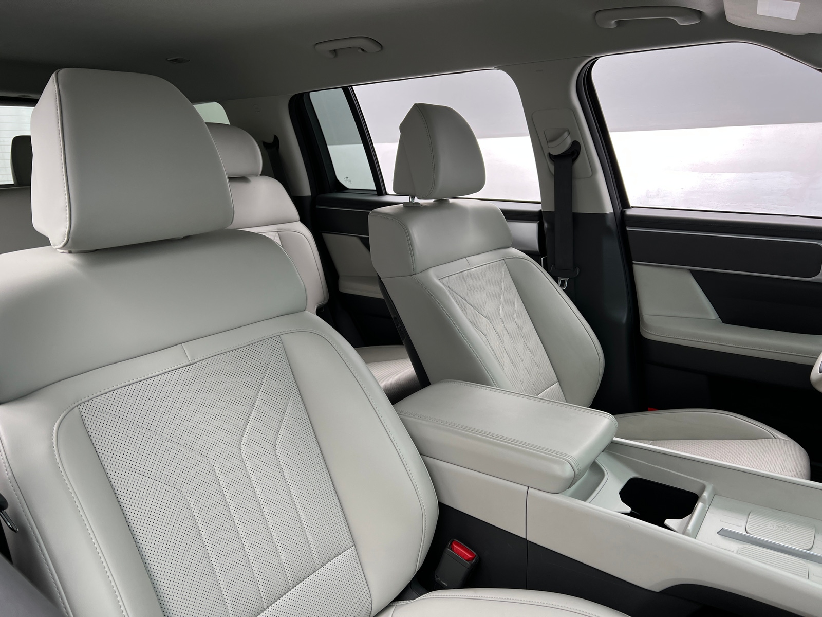 Thumbnail: 2024 Hyundai Santa Fe - 2
