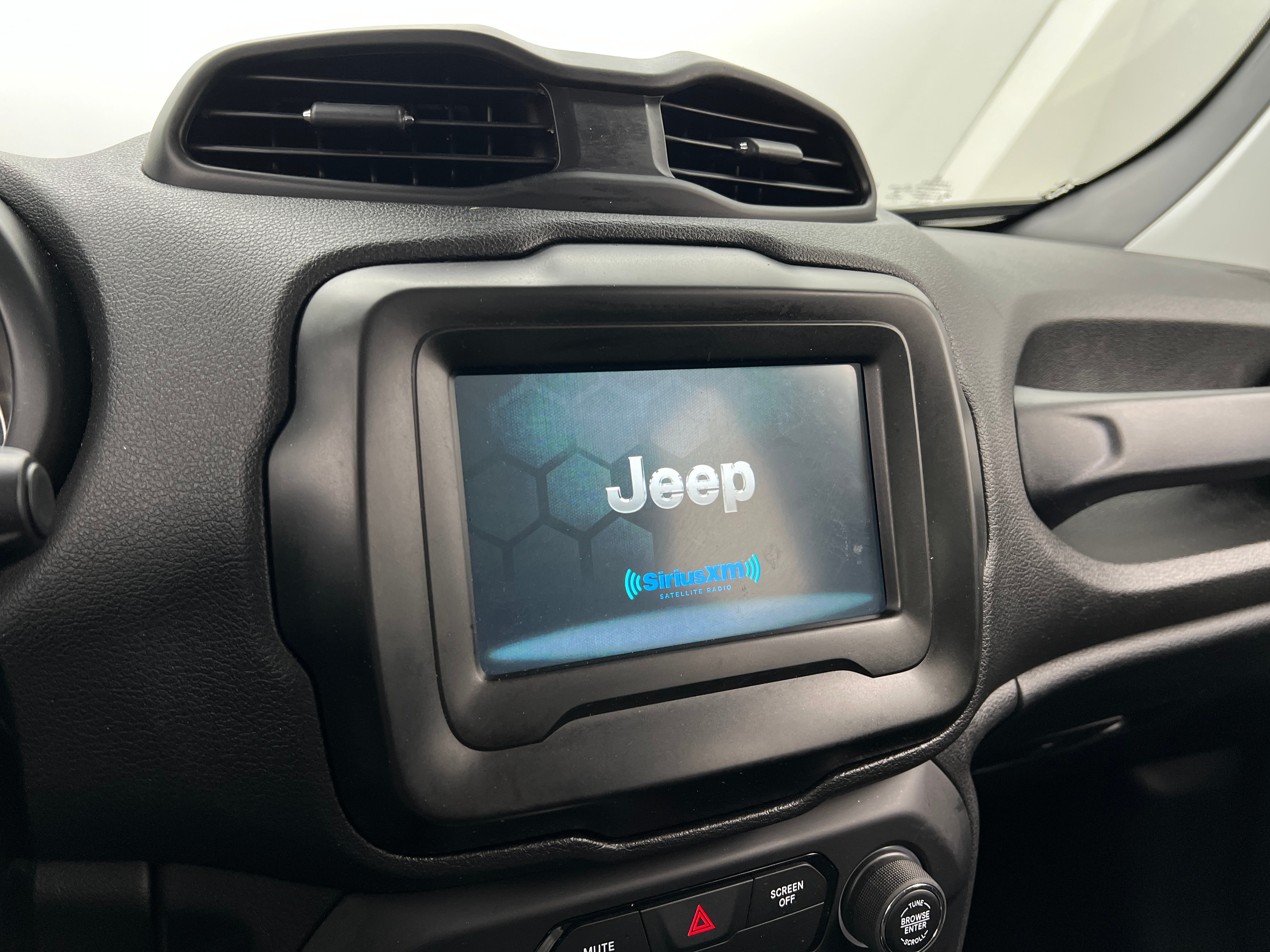 2018 Jeep Renegade Latitude 4