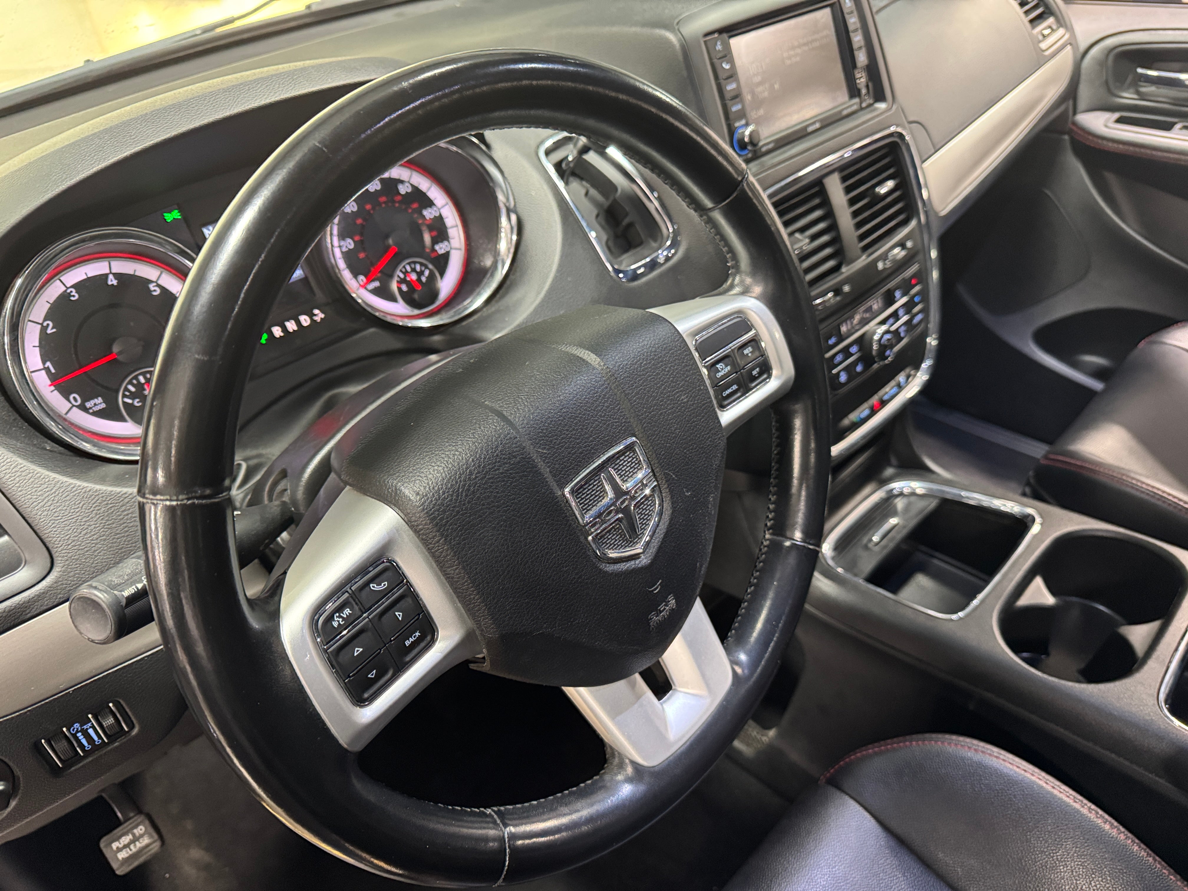 2020 Dodge Grand Caravan SE 4