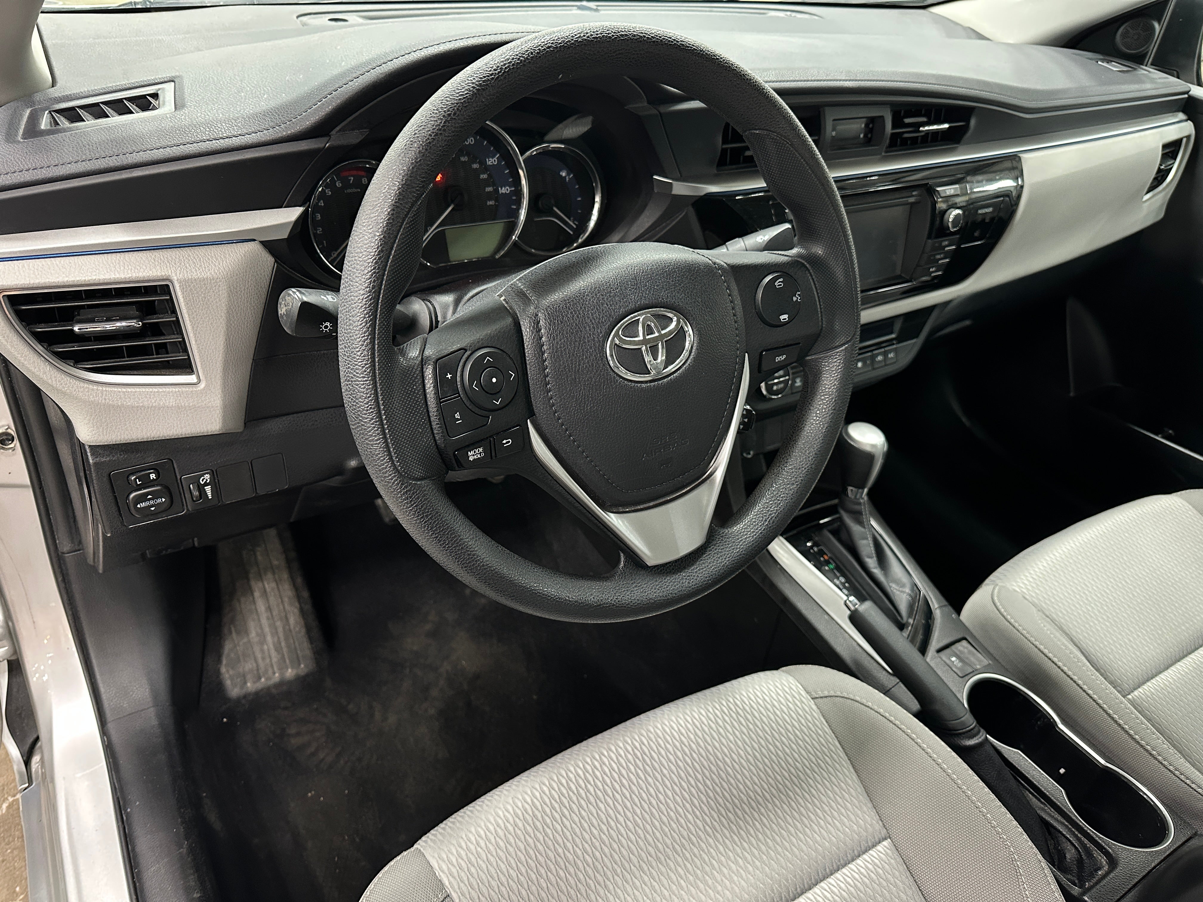 2015 Toyota Corolla LE 3