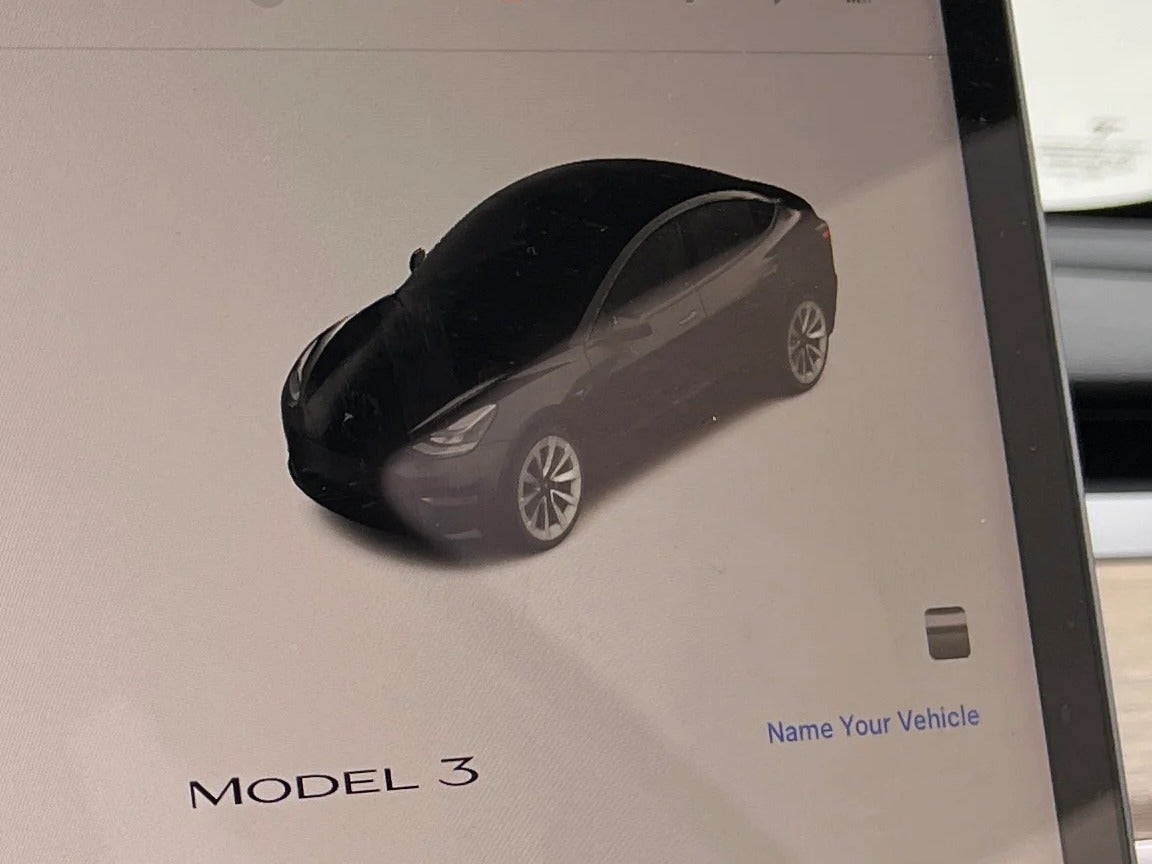 2022 Tesla Model 3 Standard Range 4