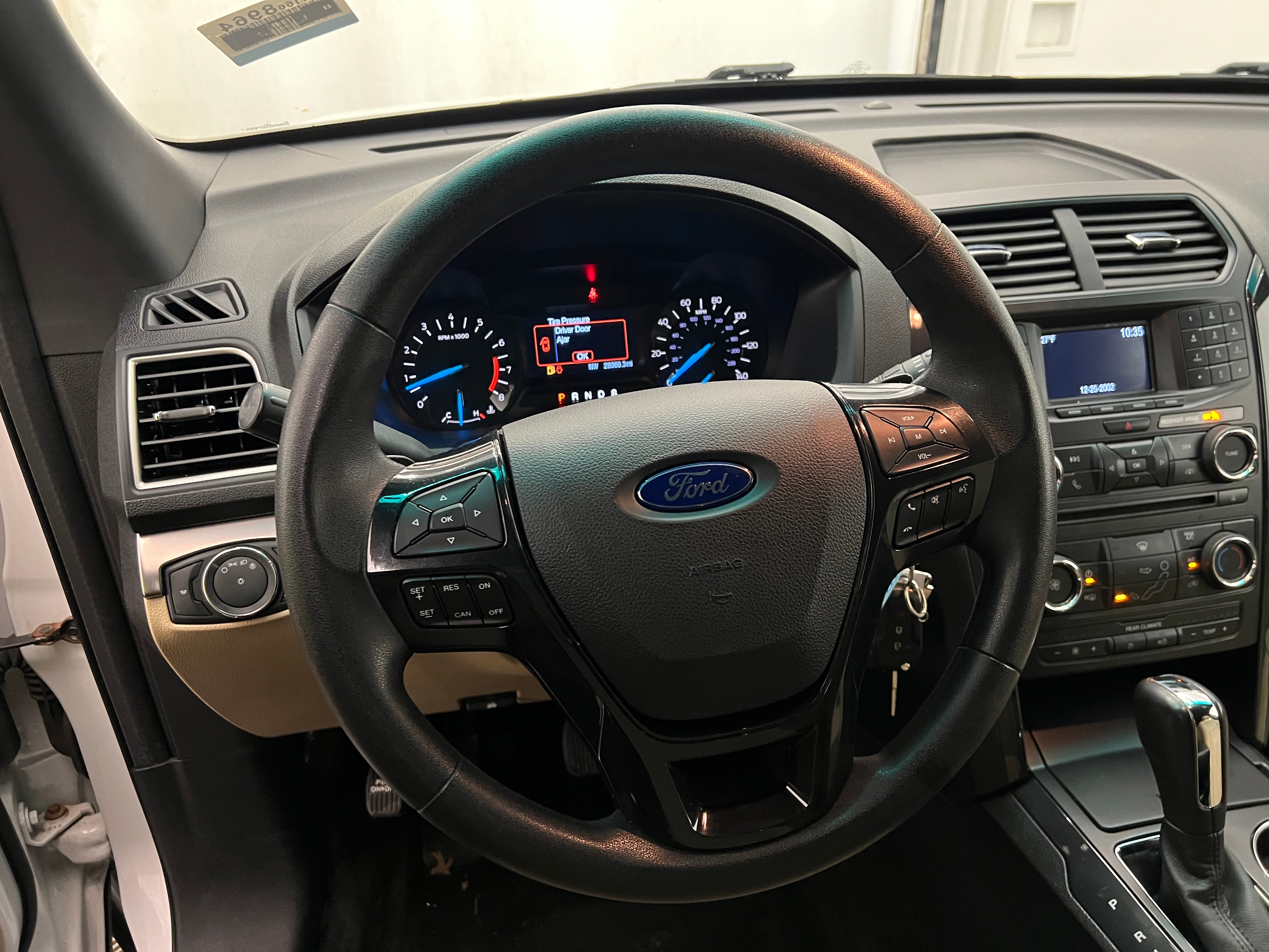 2016 Ford Explorer Base 5