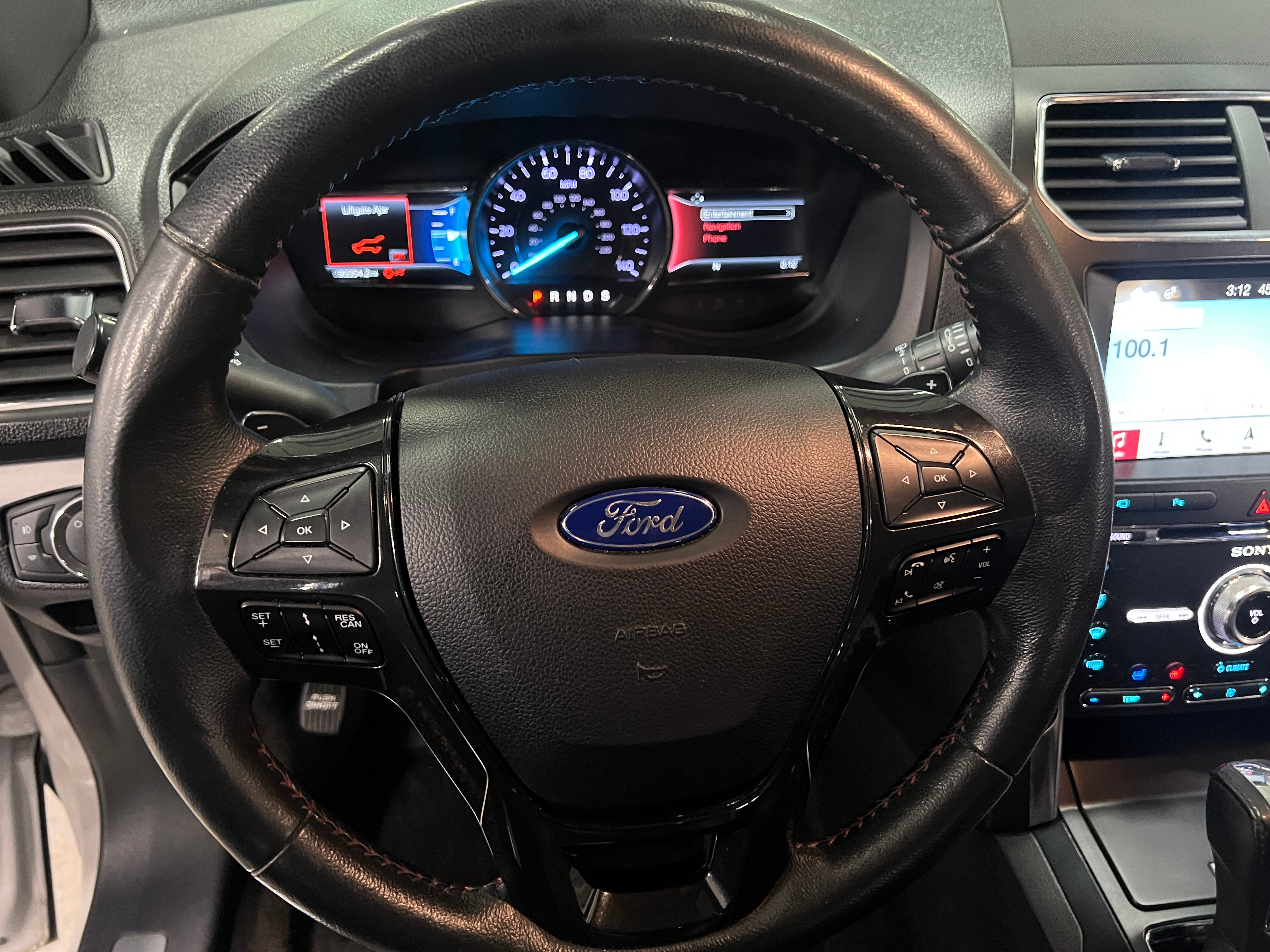 2018 Ford Explorer Sport 4