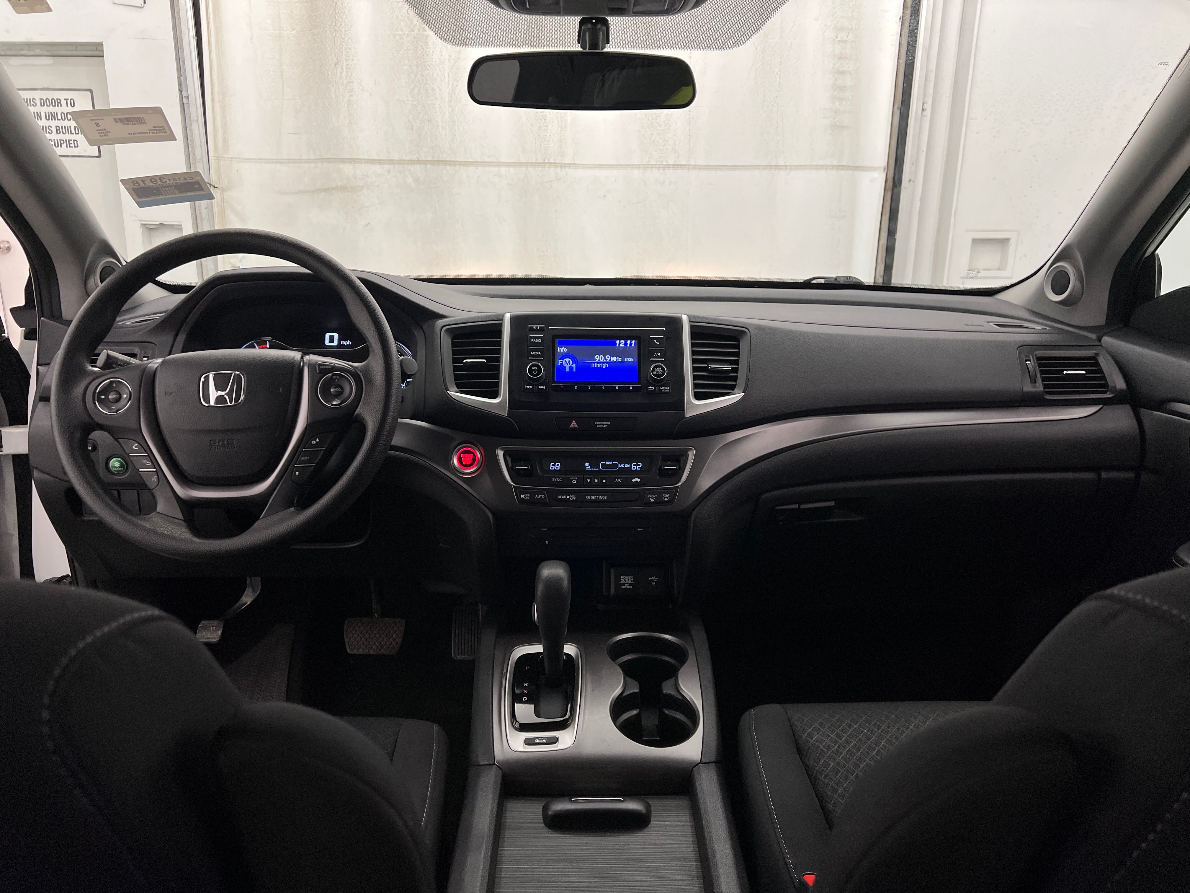 2019 Honda Ridgeline Sport 3