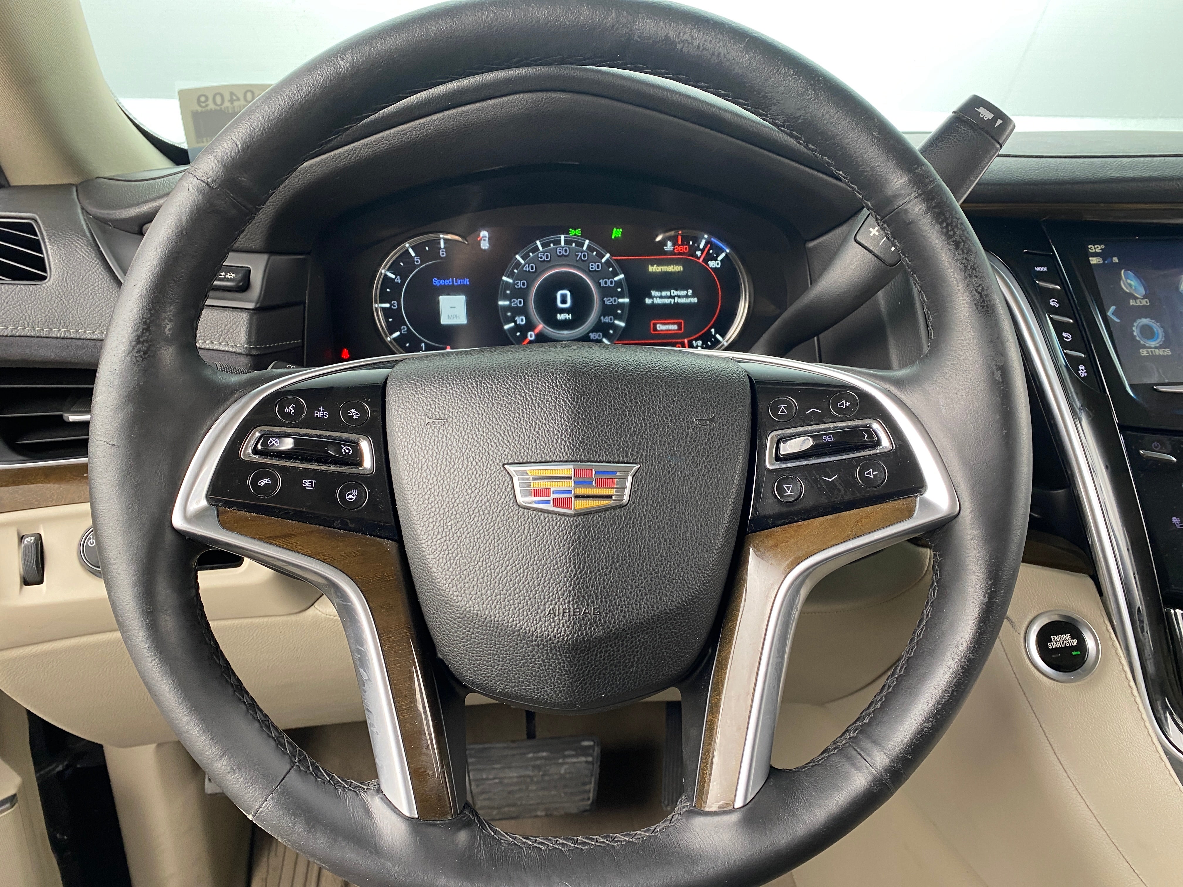 2019 Cadillac Escalade ESV Luxury 4