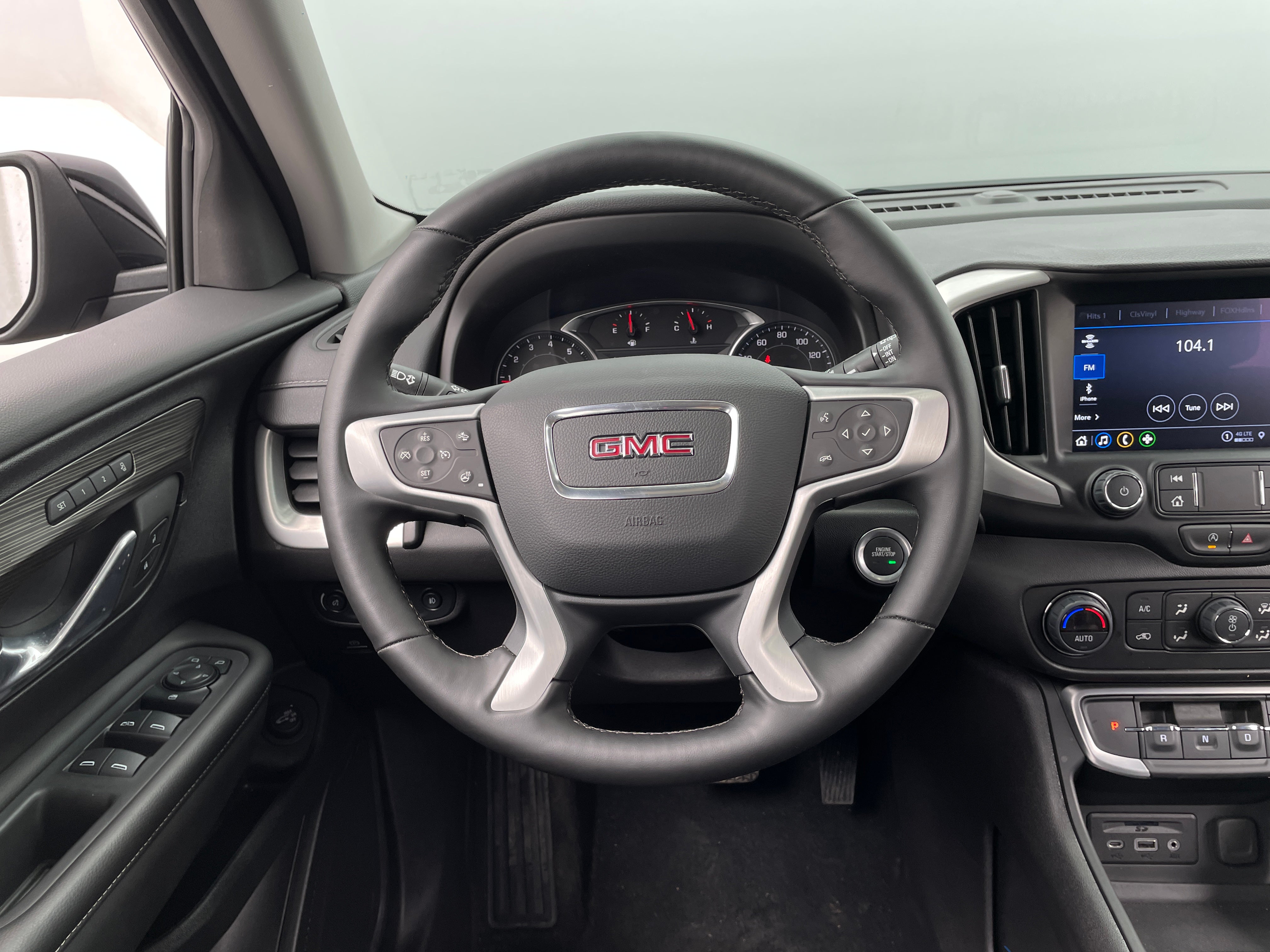 2024 GMC Terrain SLT 4