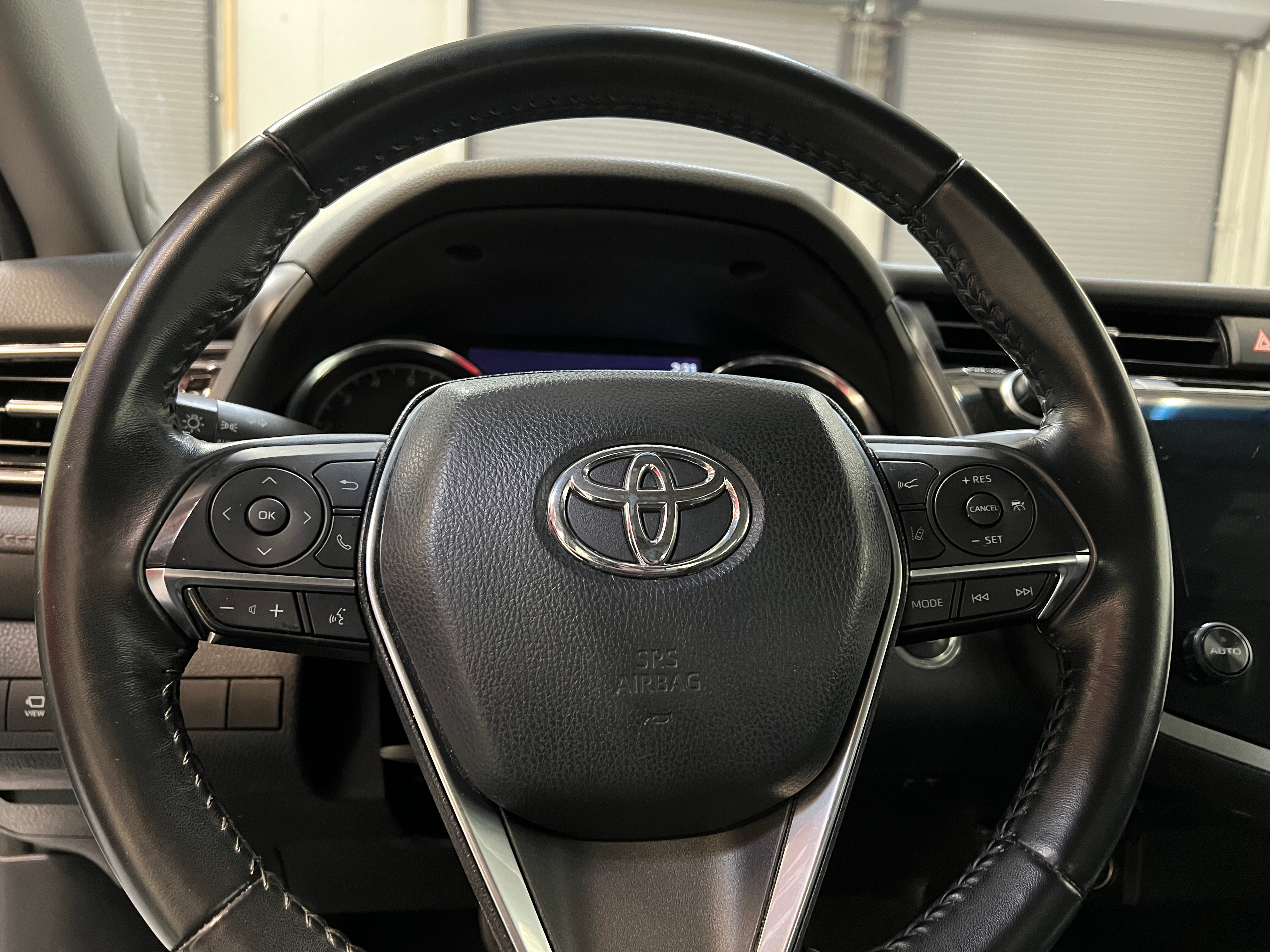 2020 Toyota Camry XLE 5