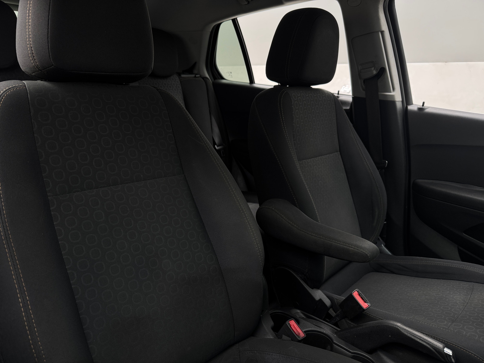 Thumbnail: 2020 Chevrolet Trax - 2