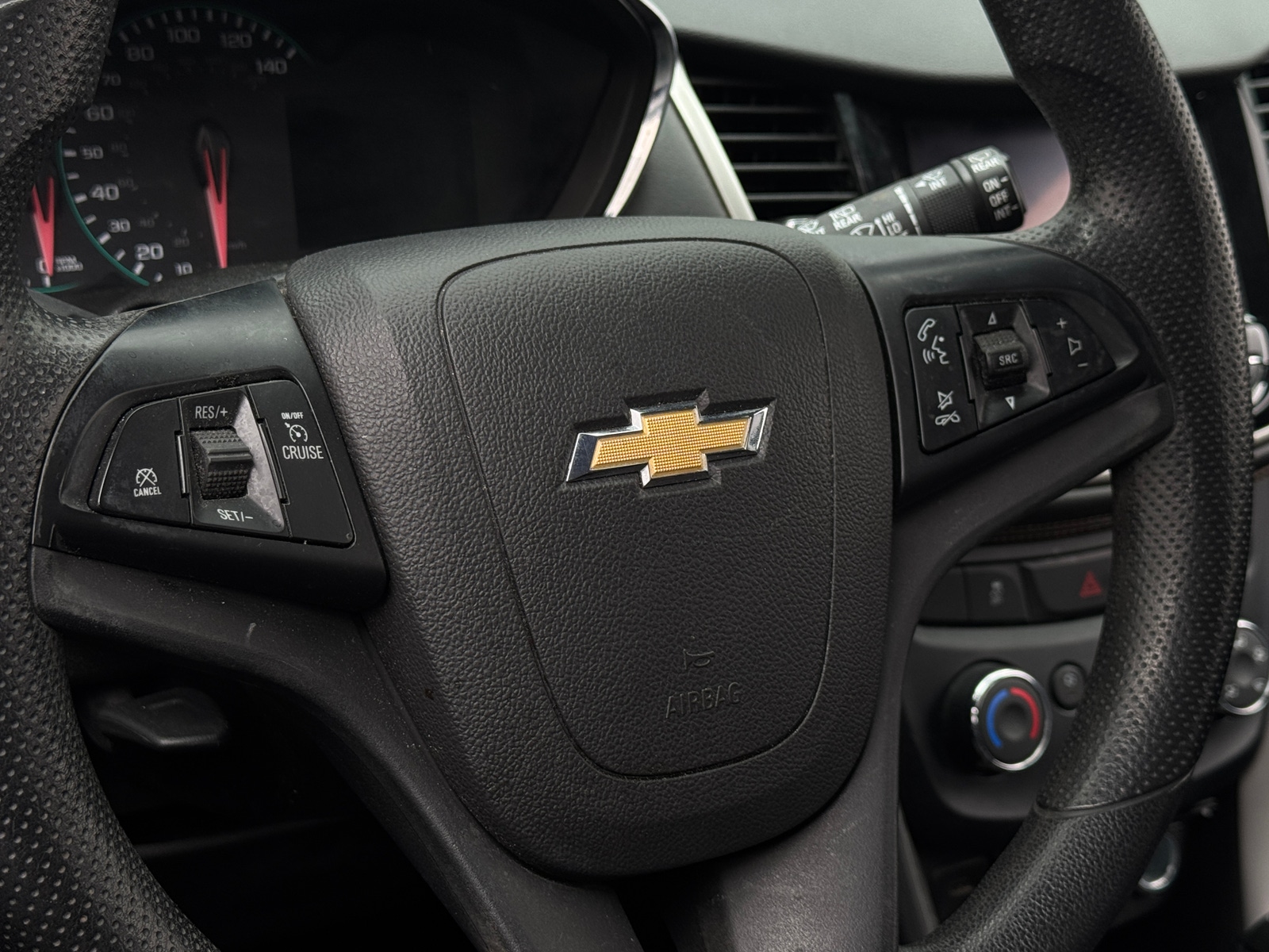 Thumbnail: 2020 Chevrolet Trax - 5