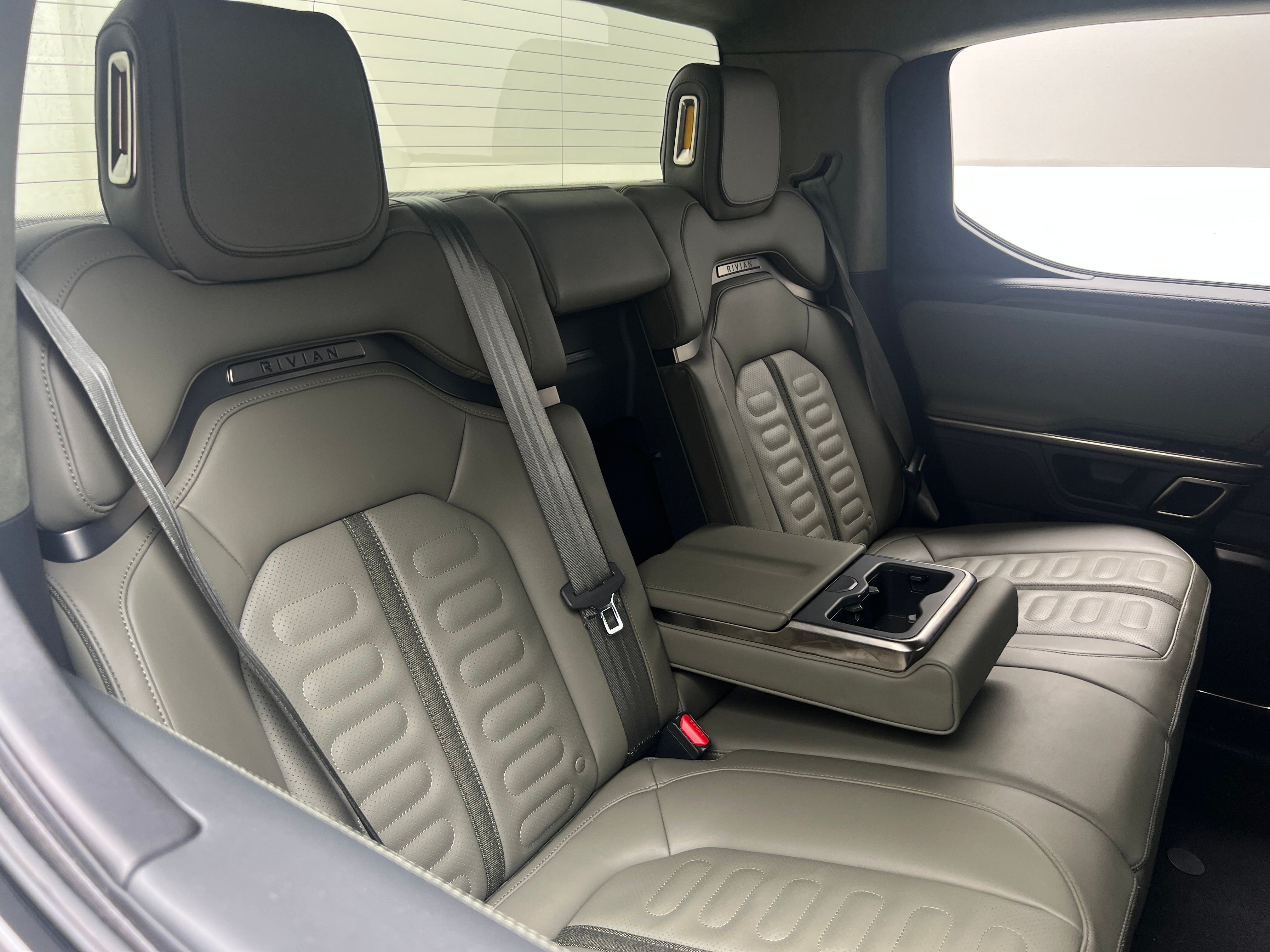 2023 Rivian R1T Adventure 6
