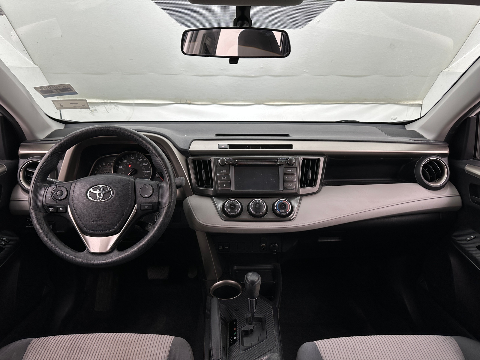 Thumbnail: 2015 Toyota RAV4 - 3