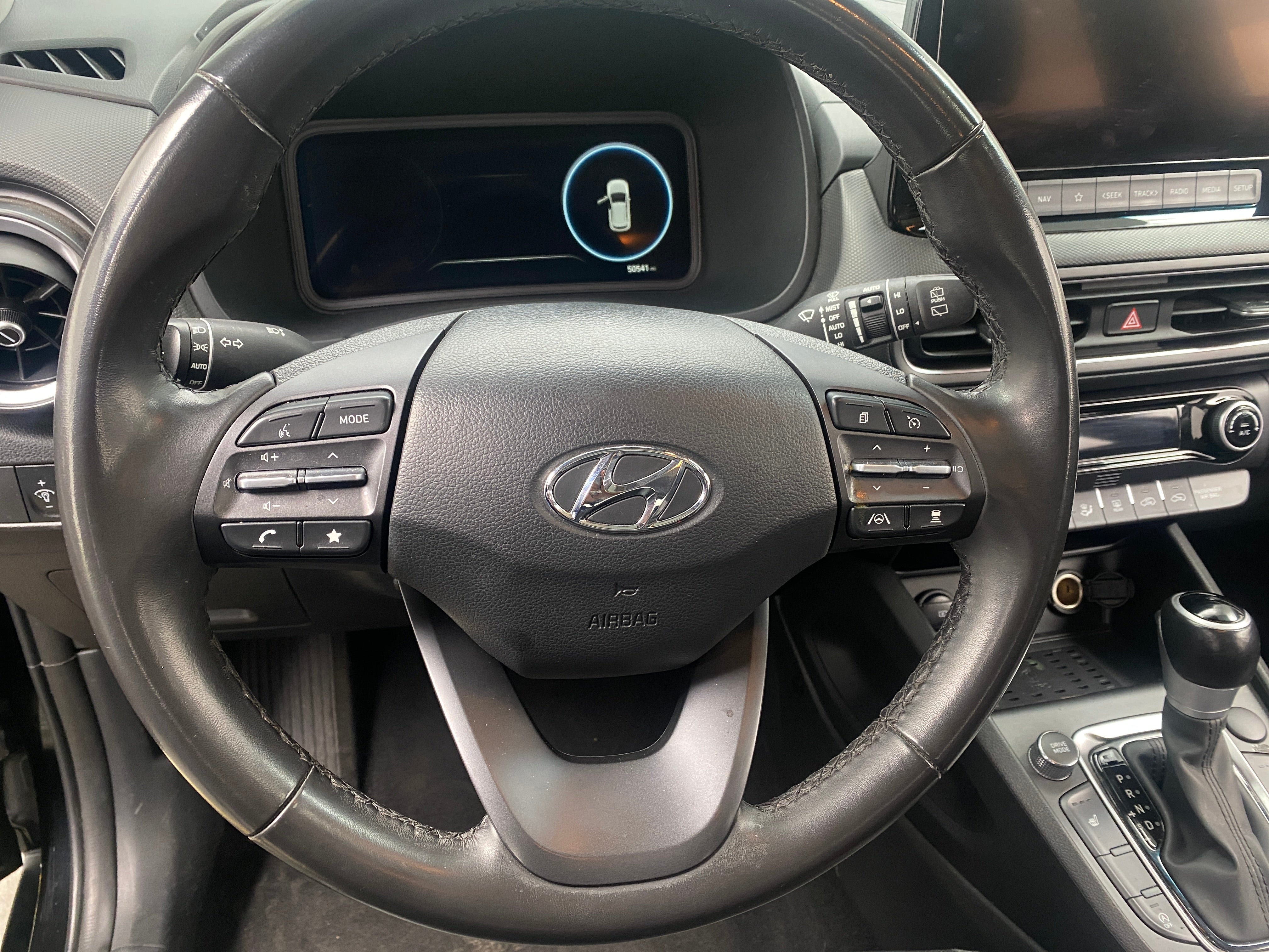 2023 Hyundai Kona Limited 4