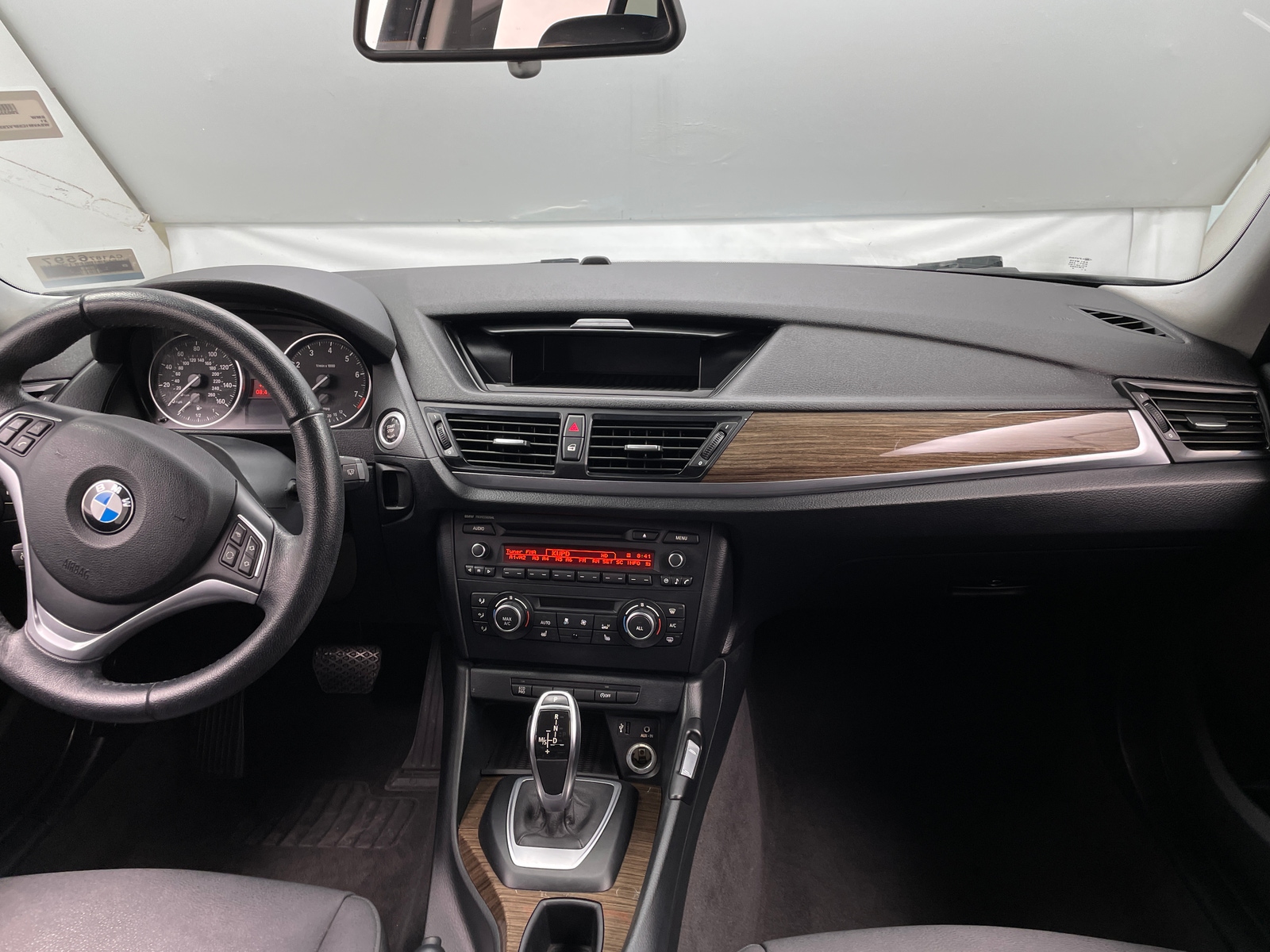 Thumbnail: 2015 BMW X1 - 3