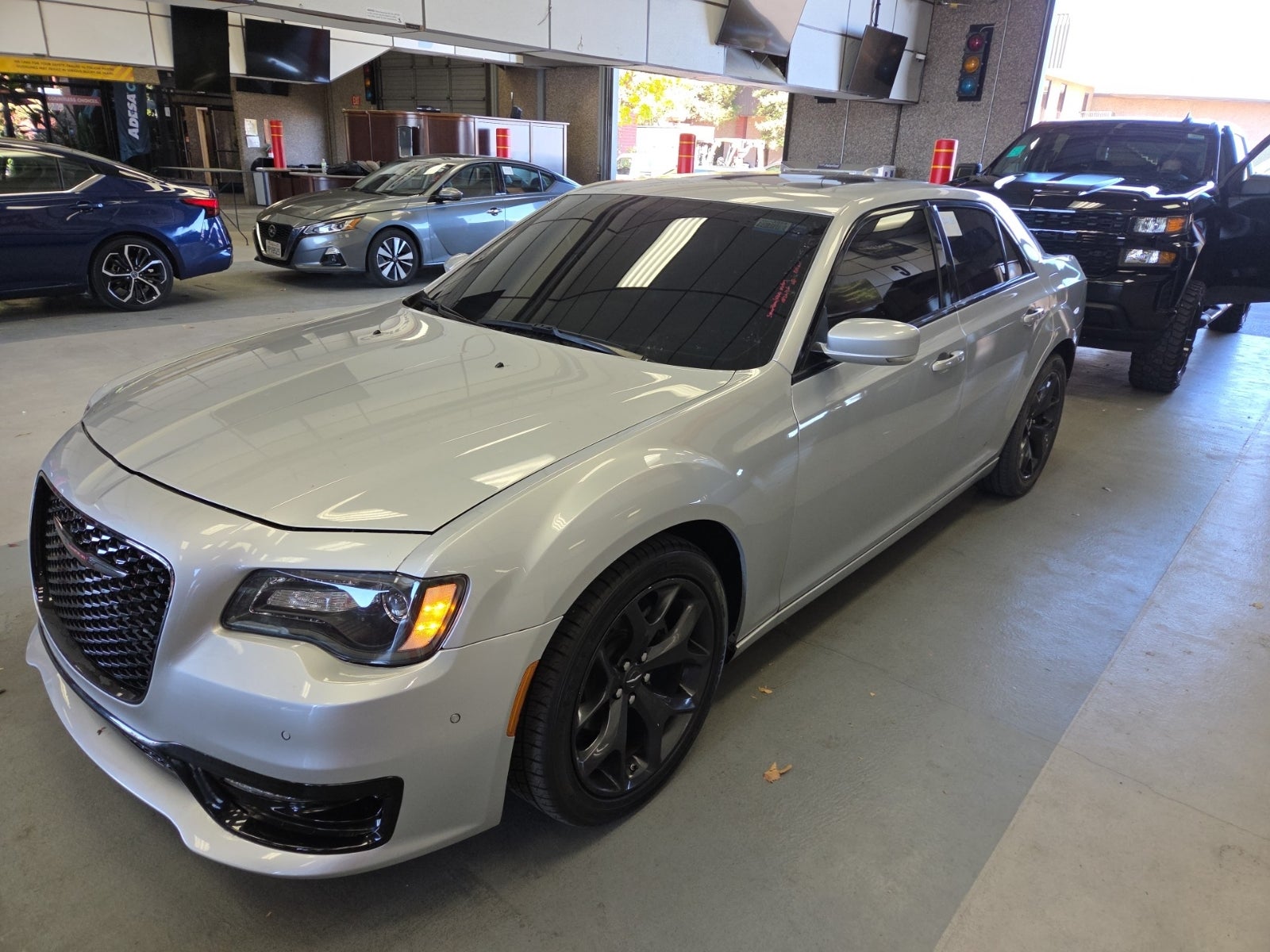 2023 Chrysler 300 300s