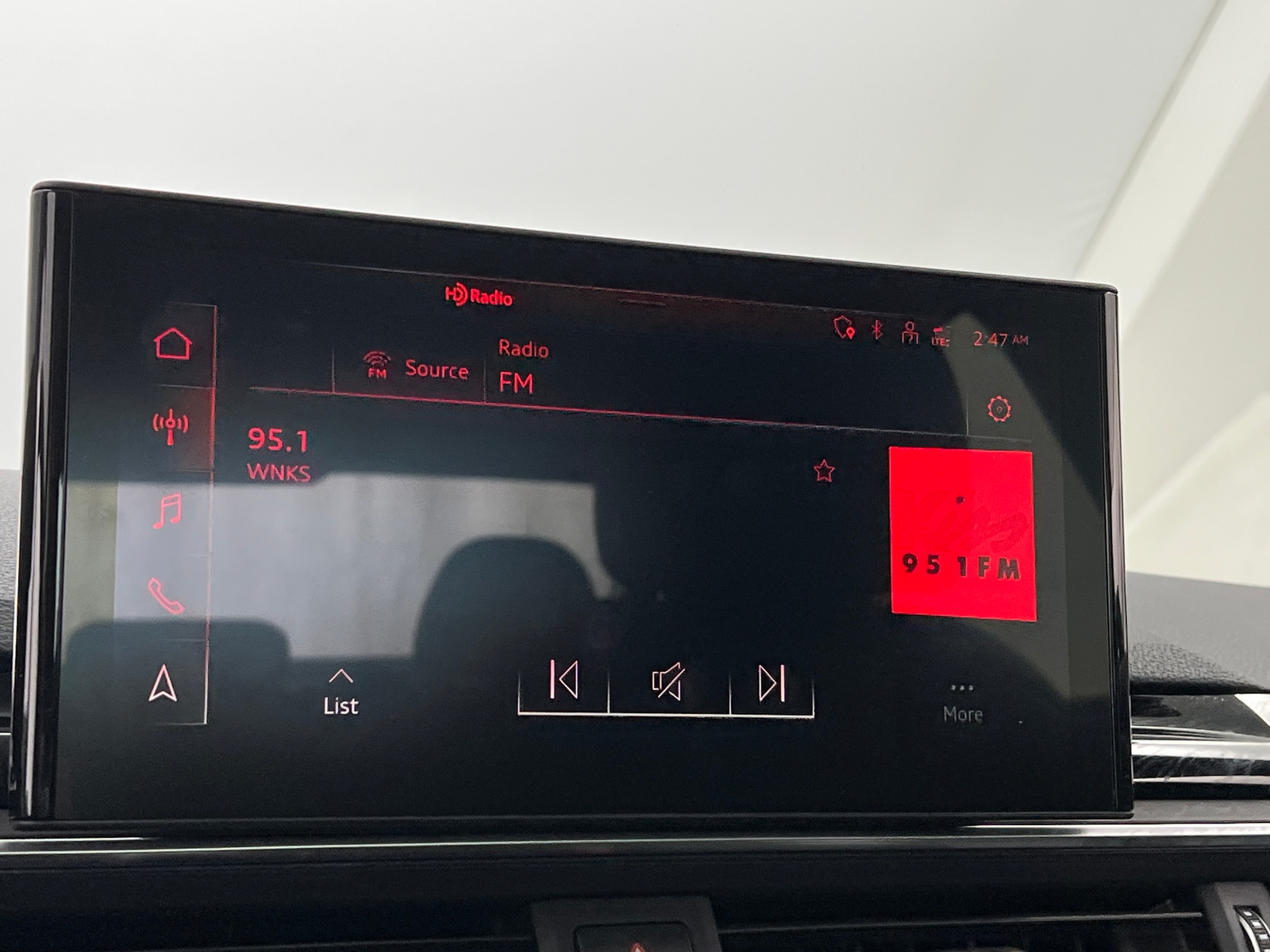 Thumbnail: 2021 Audi A4 - 4