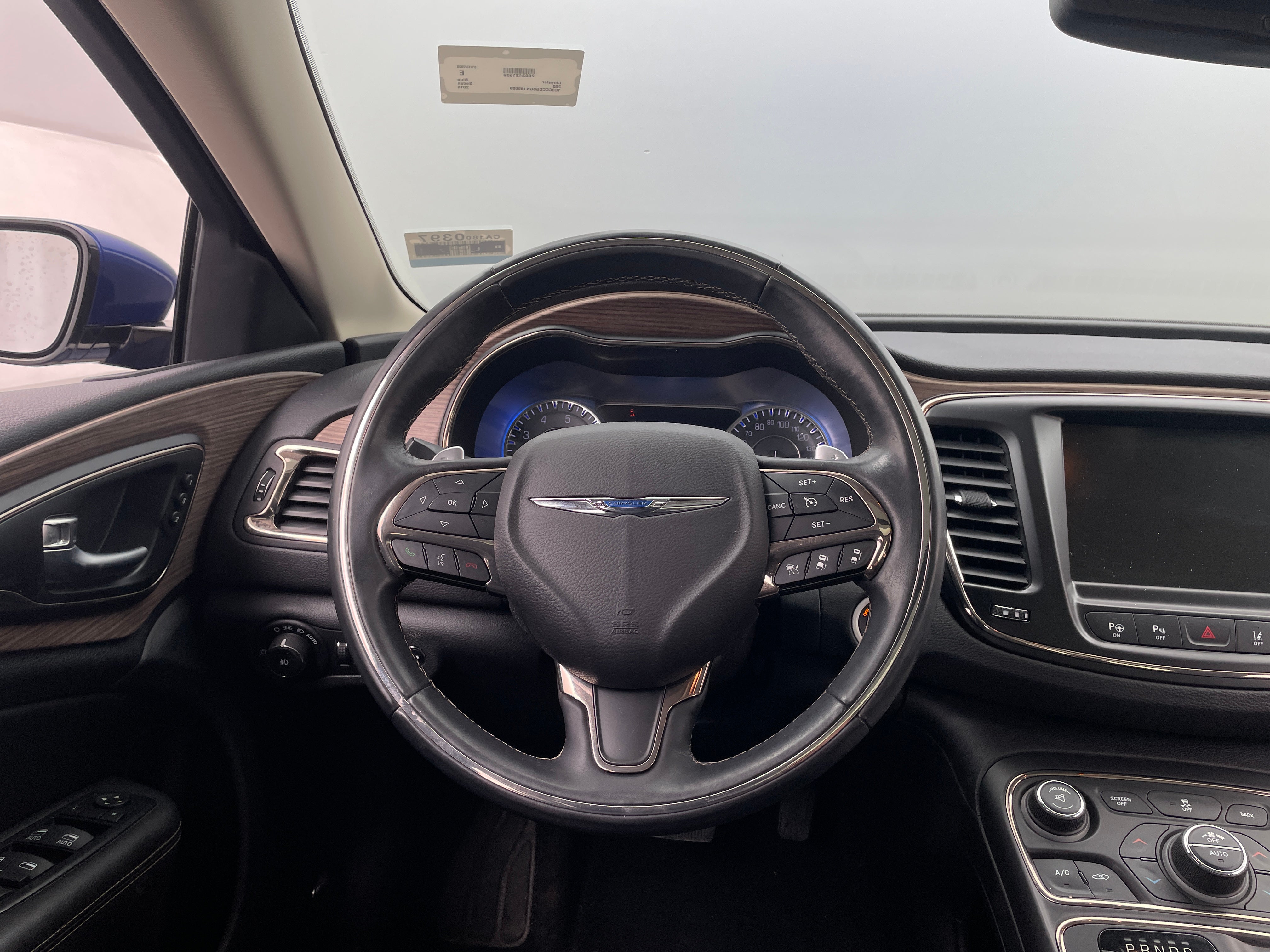 2016 Chrysler 200 C 4