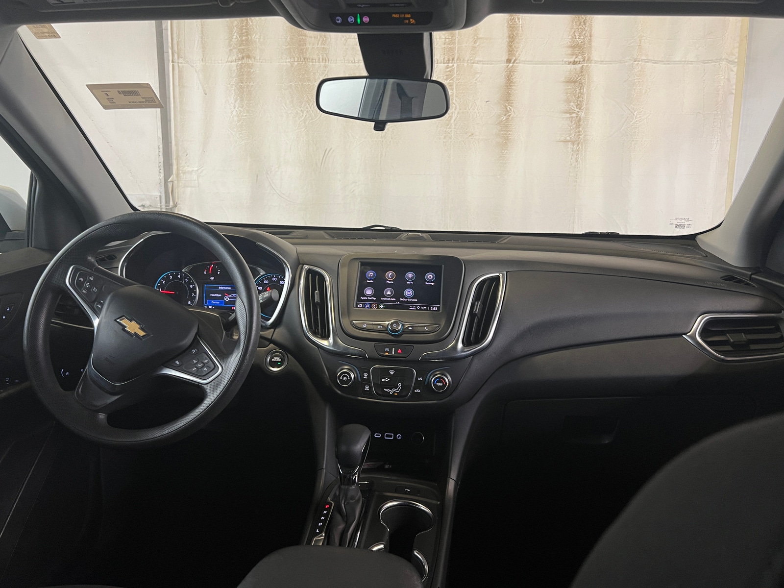 Thumbnail: 2022 Chevrolet Equinox - 3