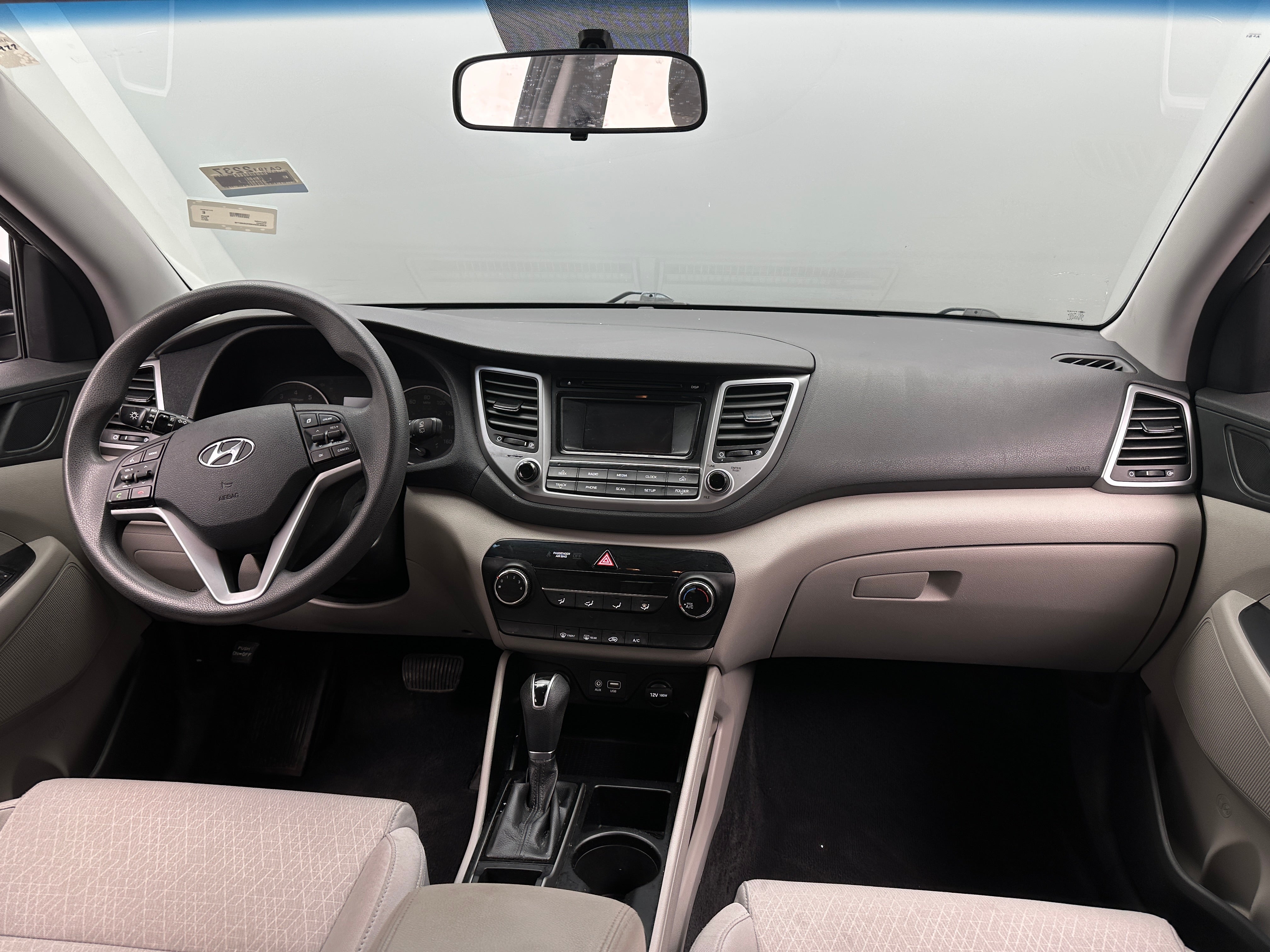2017 Hyundai Tucson SE 3