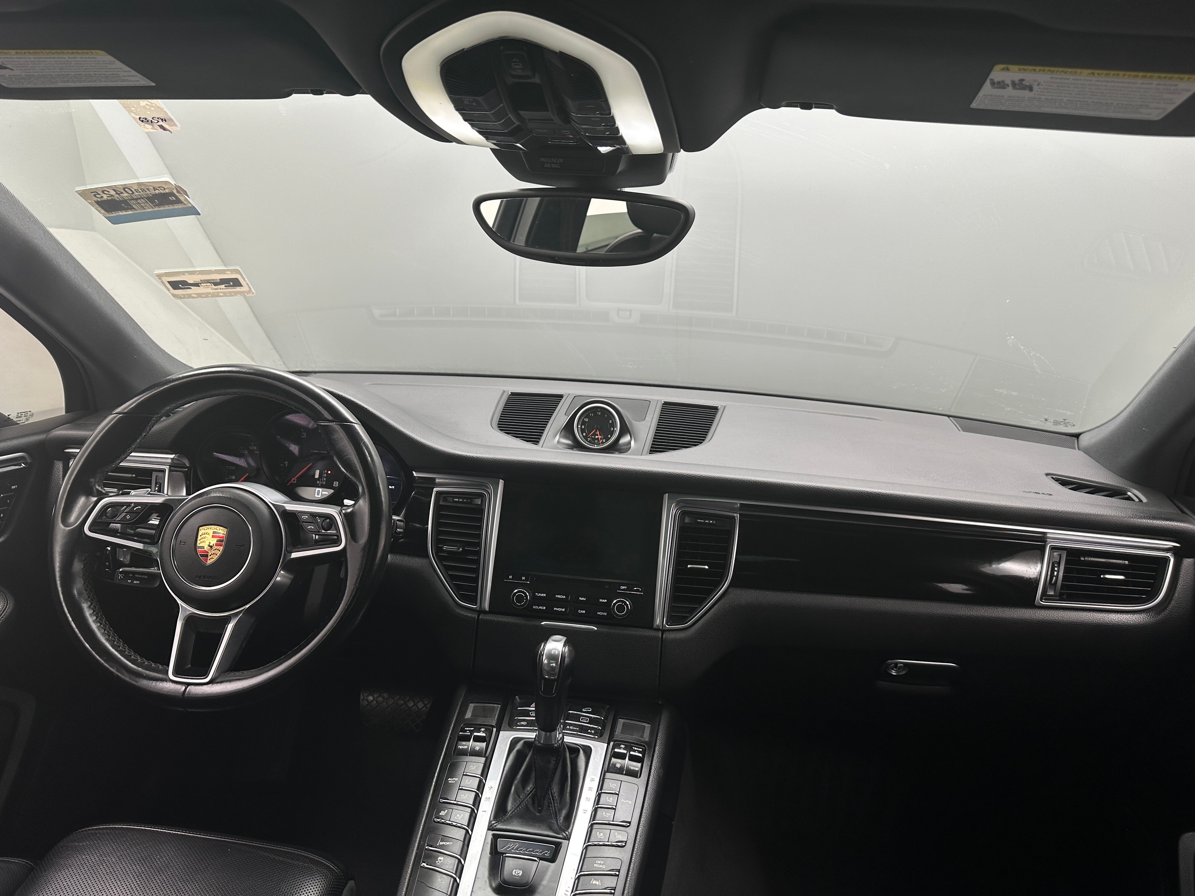 2018 Porsche Macan Base 3