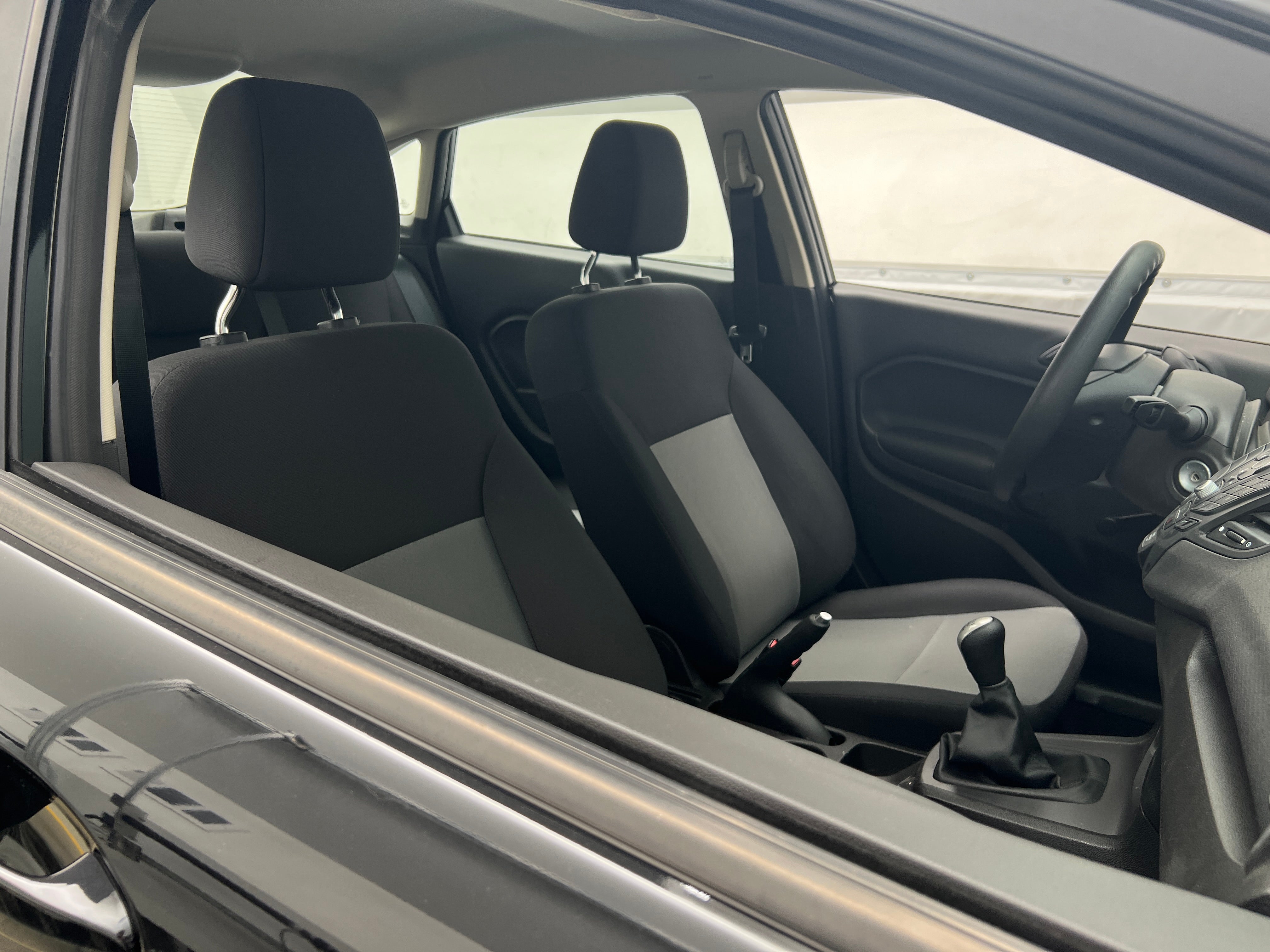2018 Ford Fiesta S 2