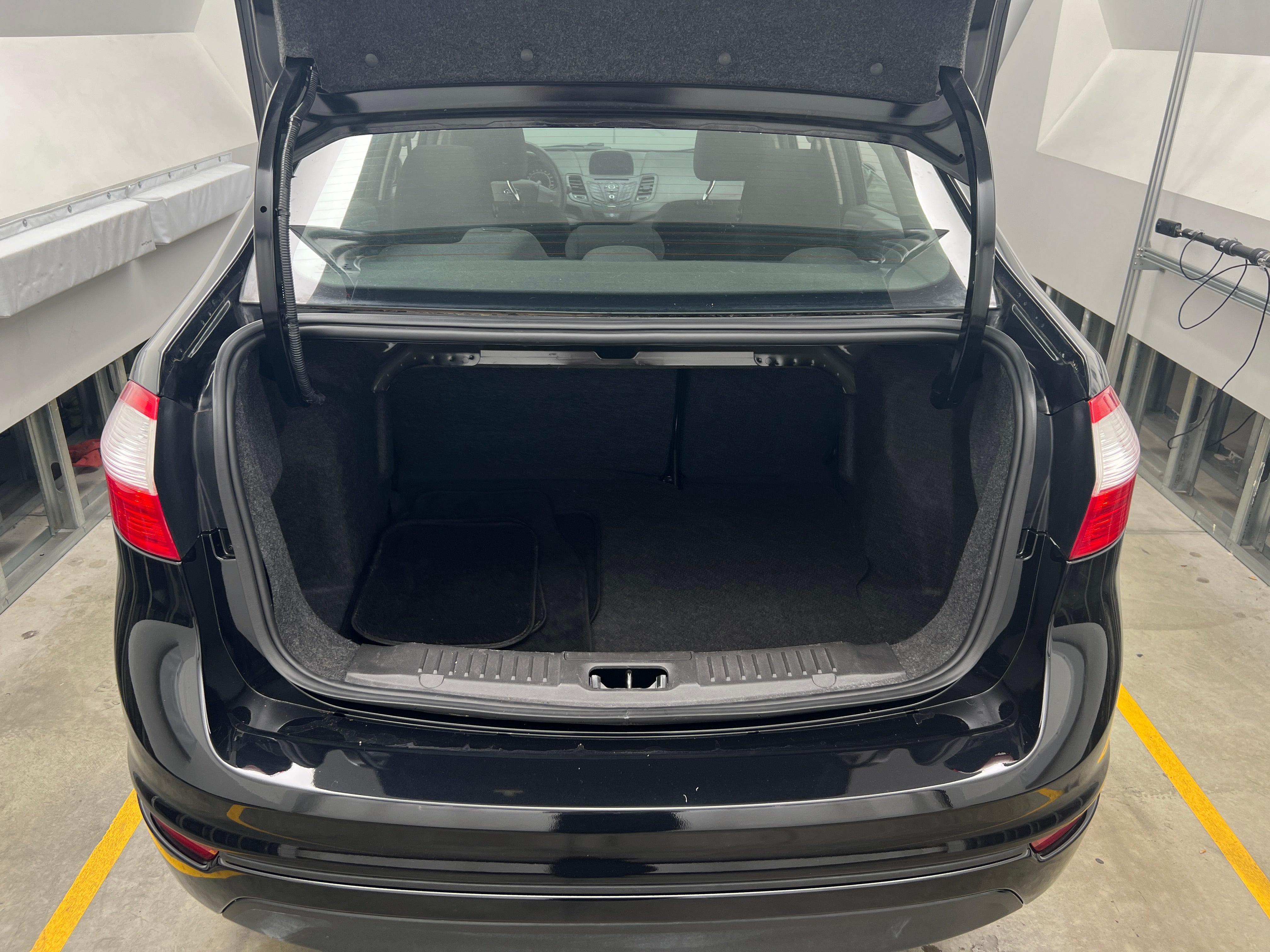 2018 Ford Fiesta S 7