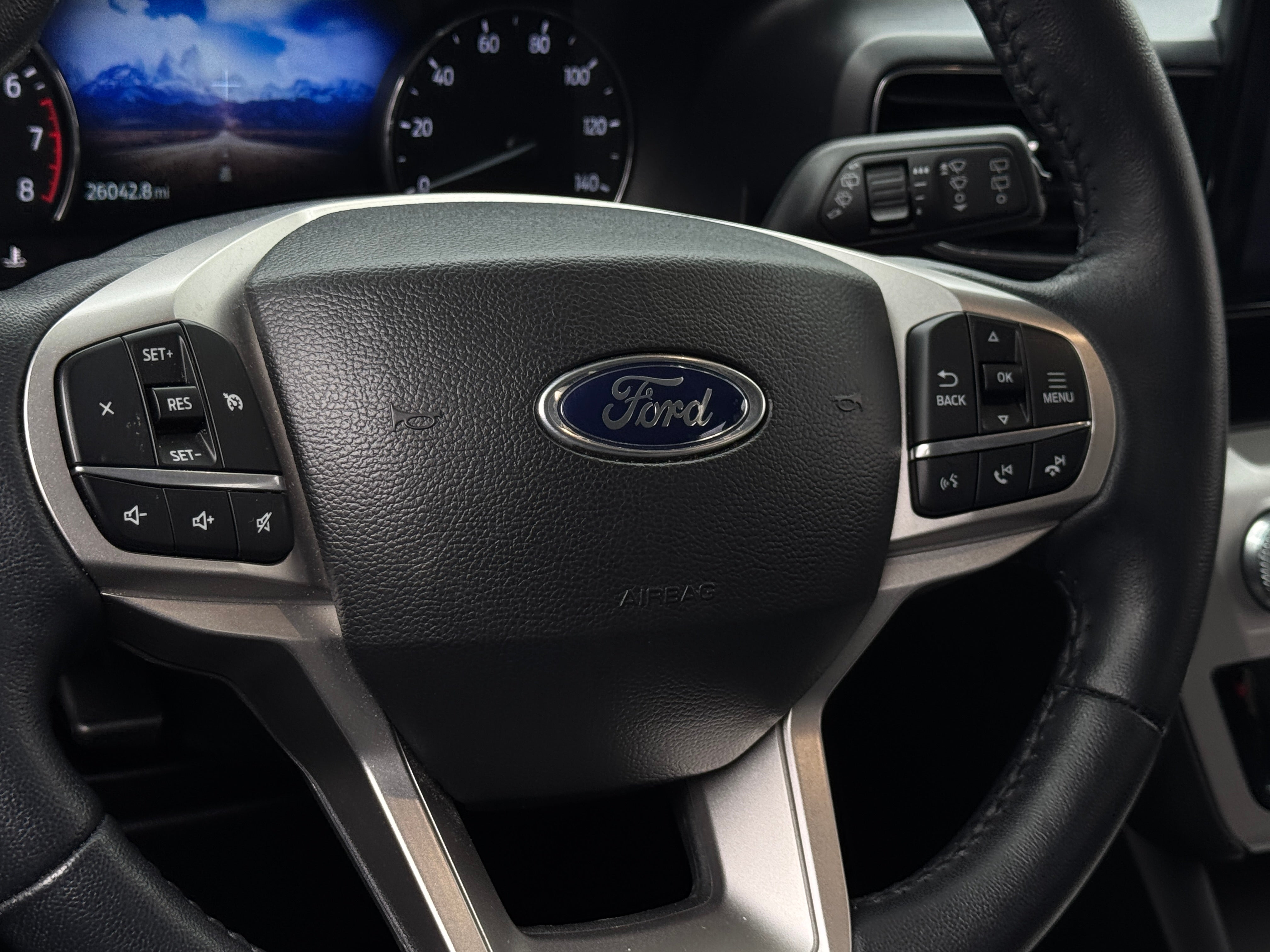 2023 Ford Explorer XLT 5