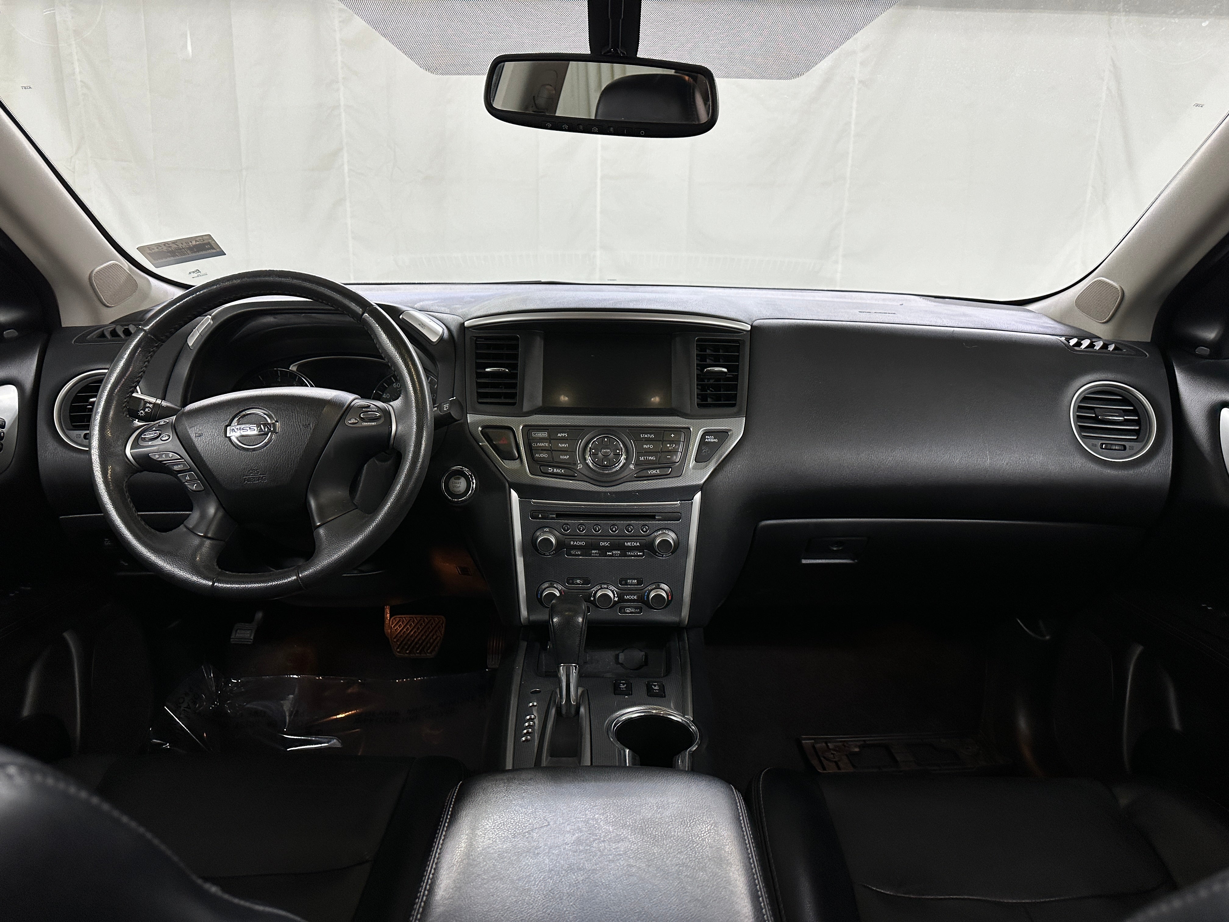 2017 Nissan Pathfinder SL 2