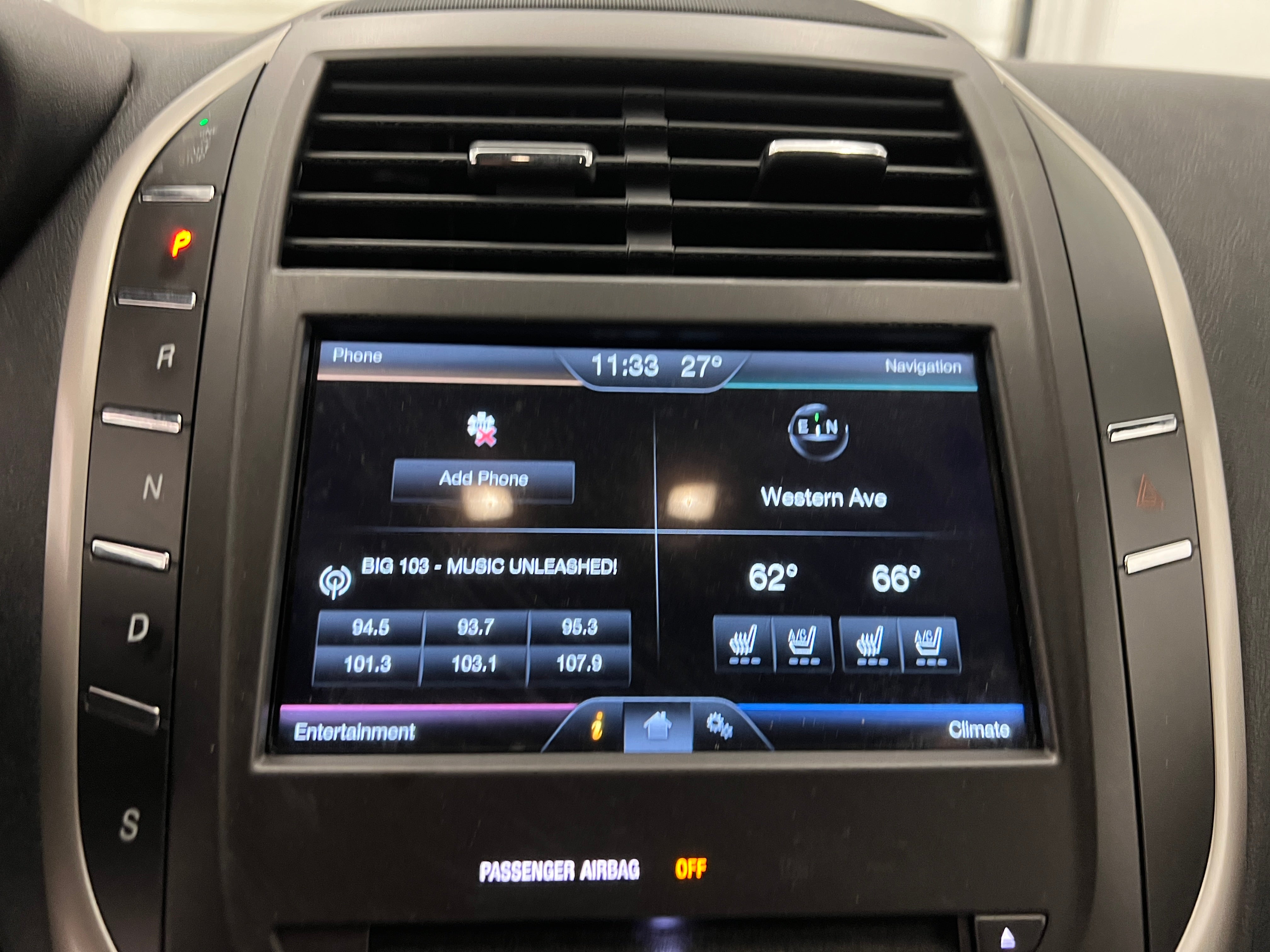 2015 Lincoln MKC Base 3