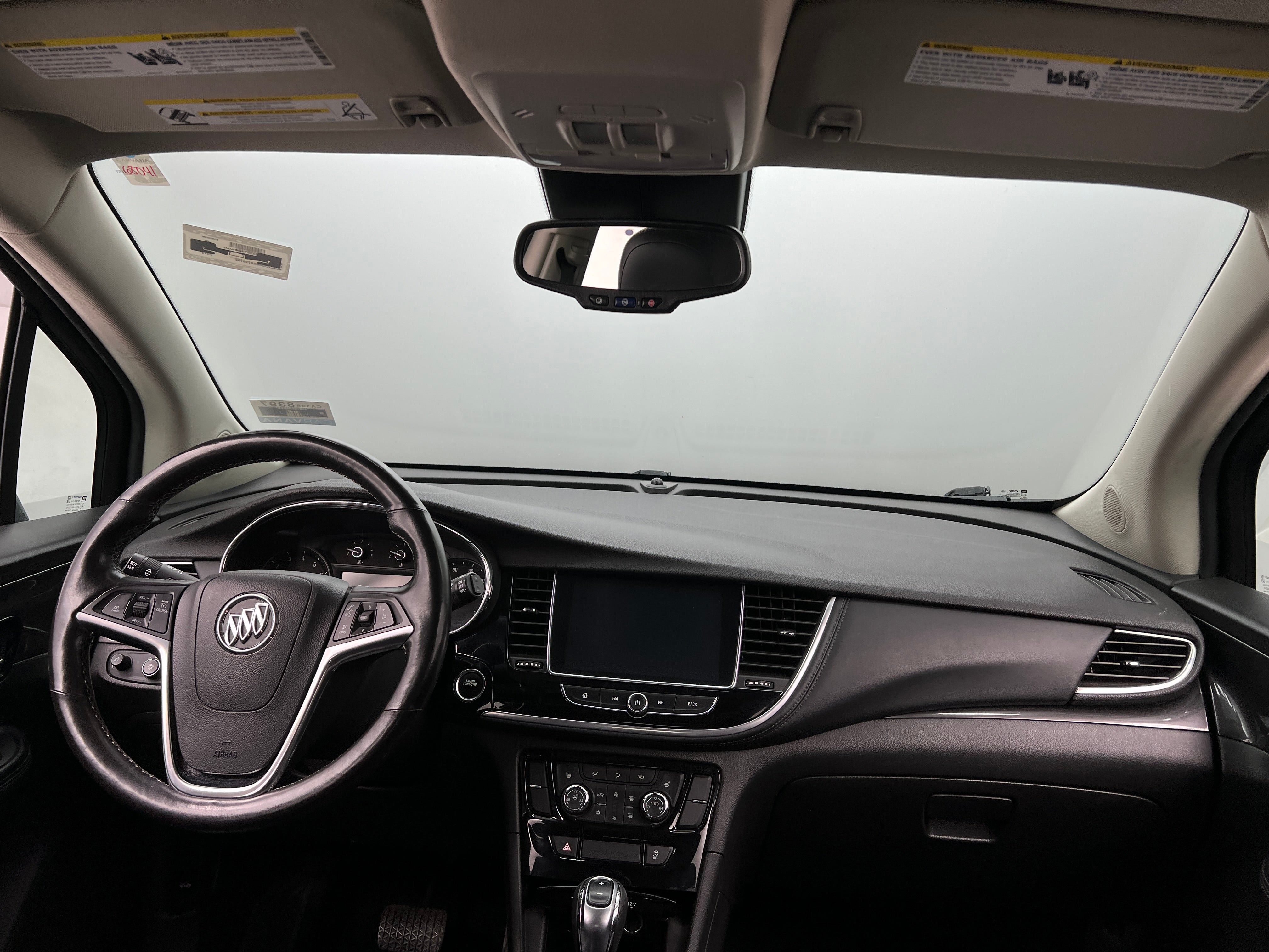 2019 Buick Encore Essence 2