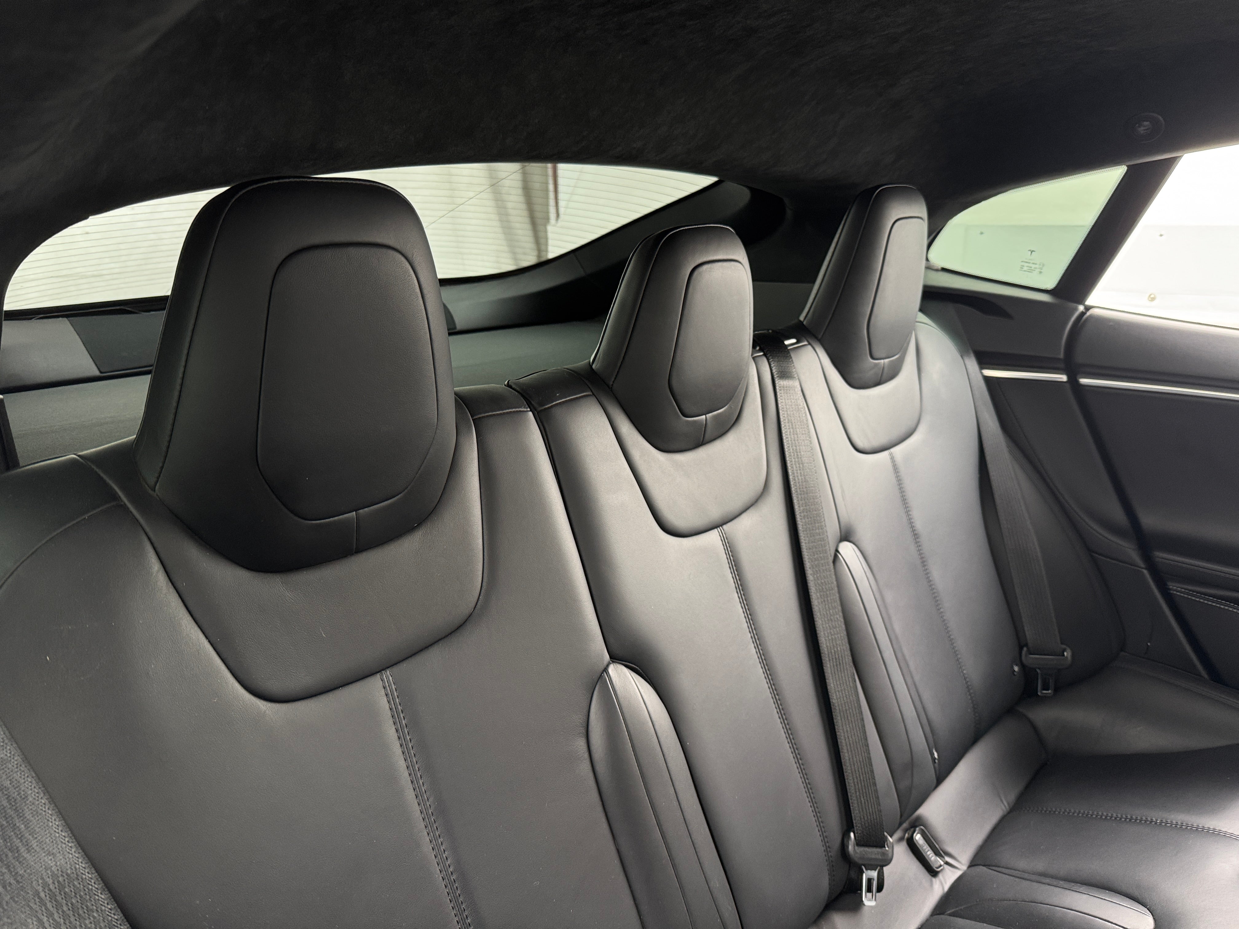 2016 Tesla Model S 90D 5