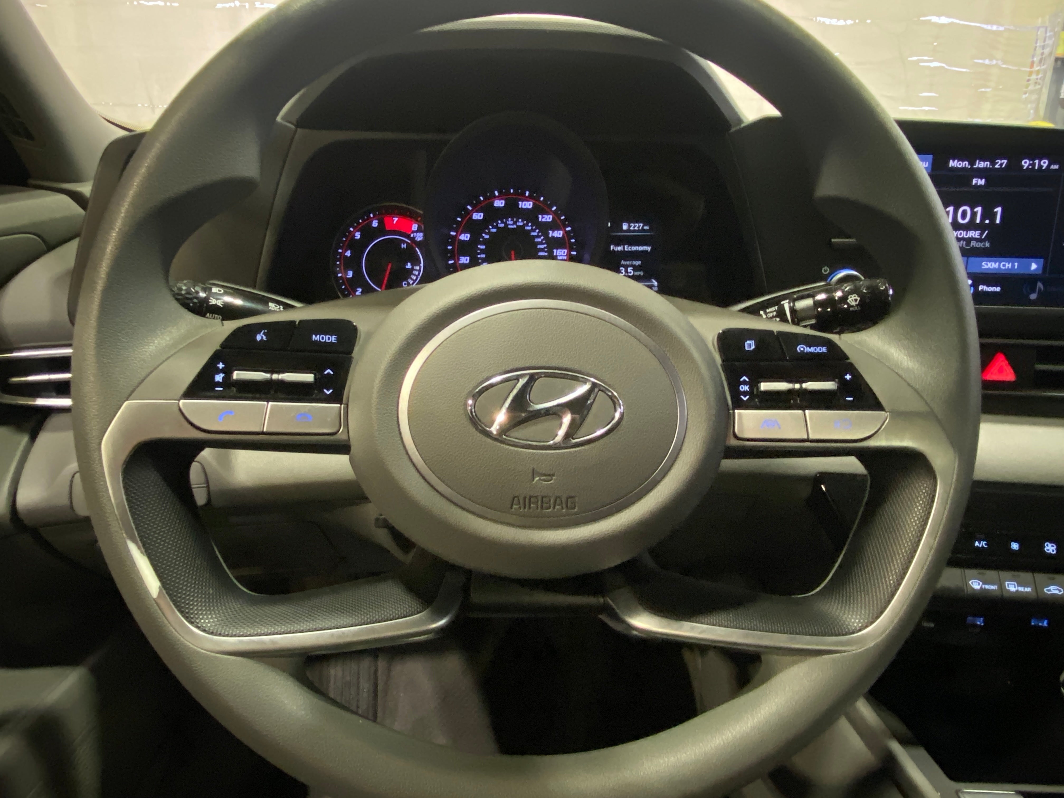 2022 Hyundai Elantra SEL 5