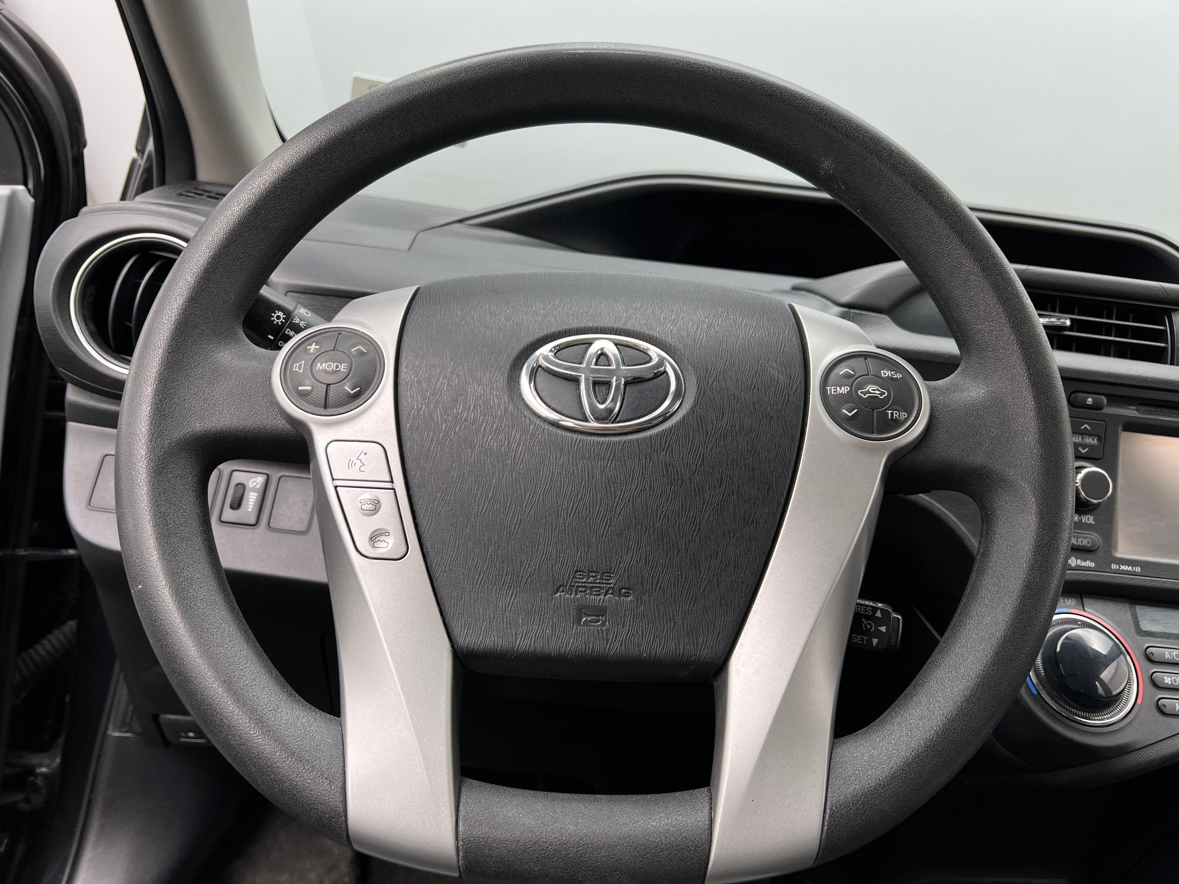 2014 Toyota Prius c Three 5