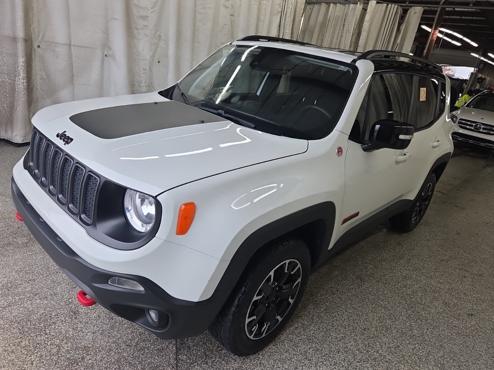 2023 Jeep Renegade Trailhawk