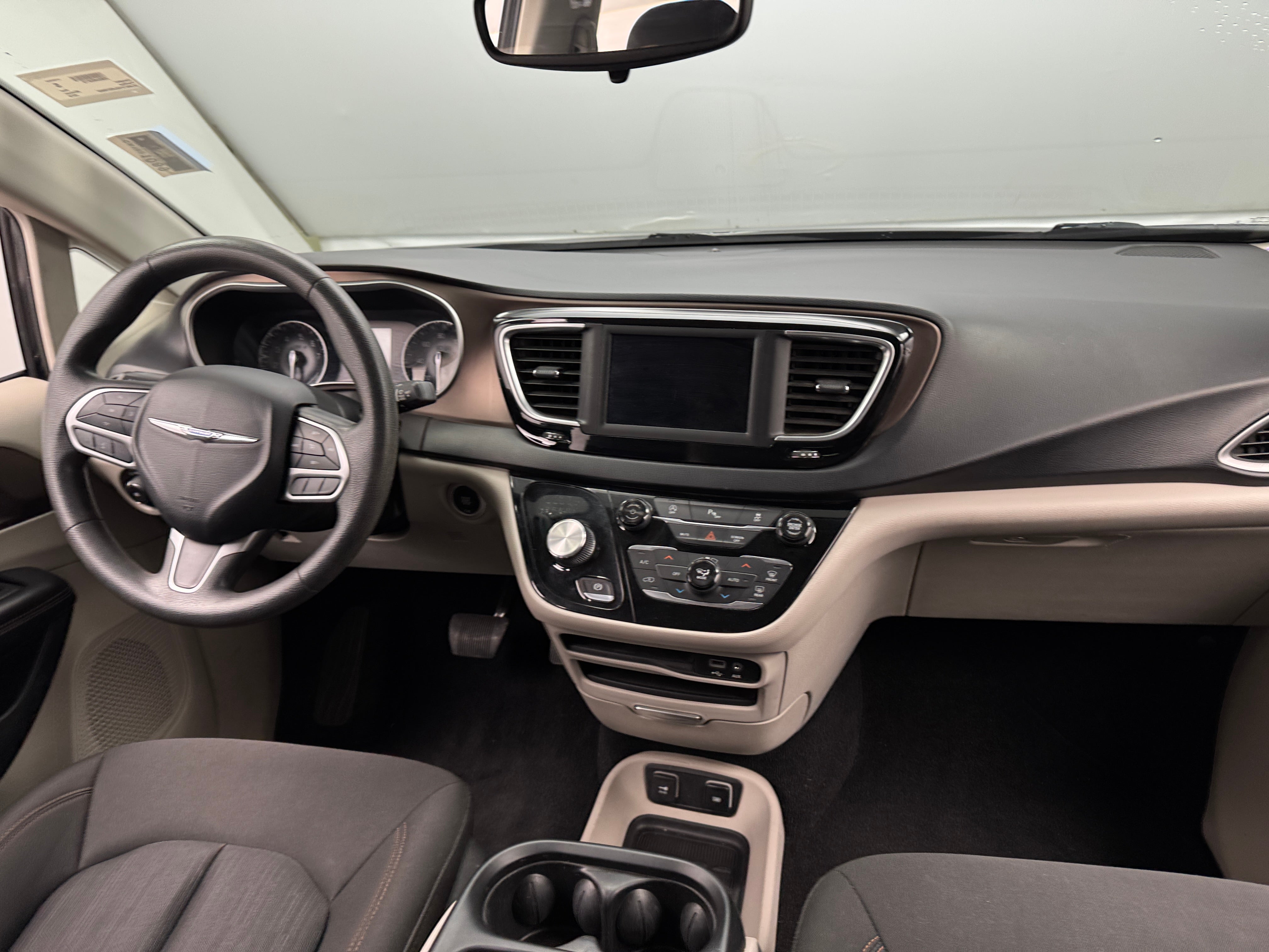 2018 Chrysler Pacifica Touring Plus 3