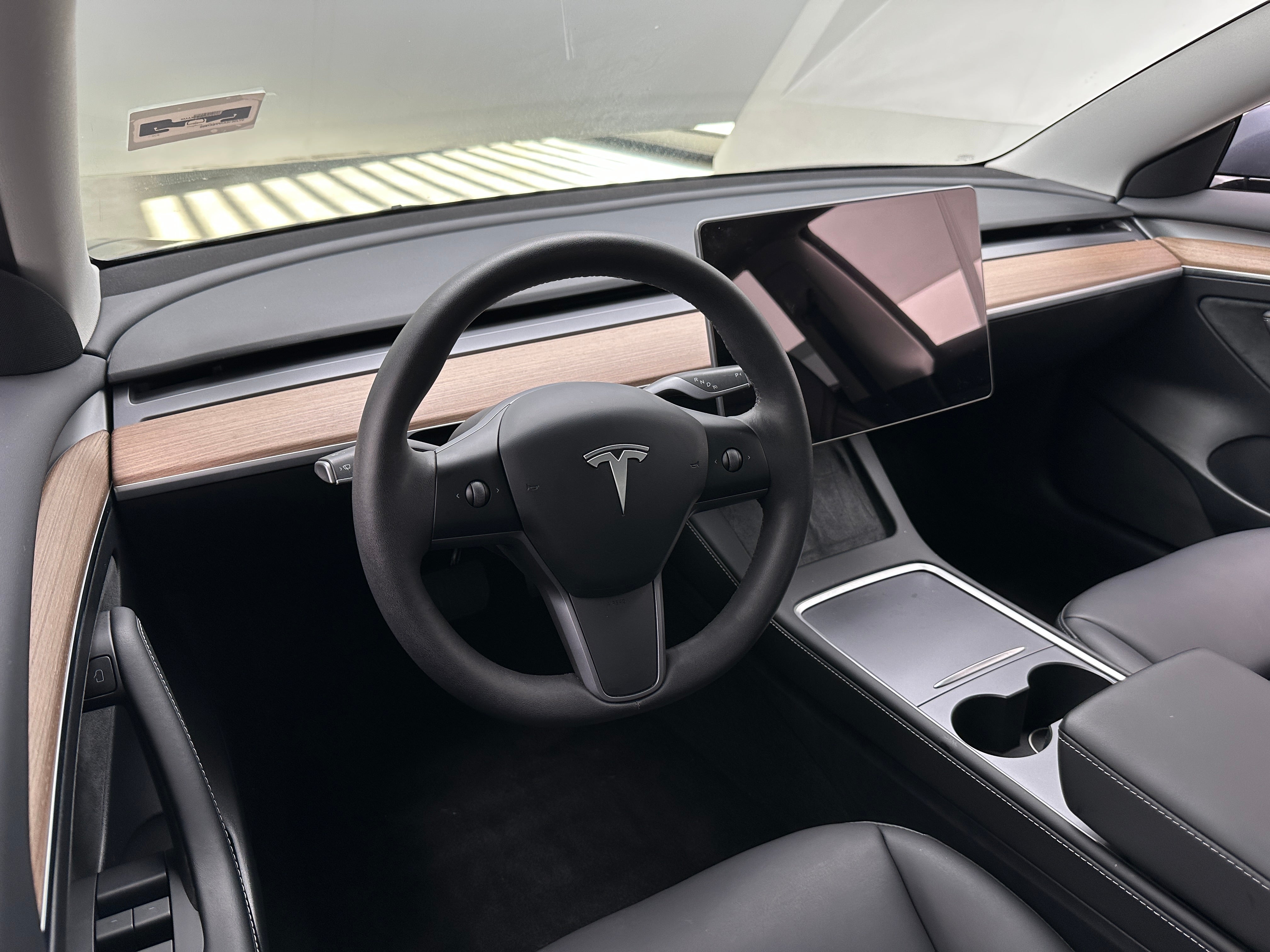 2023 Tesla Model 3 Standard Range 4