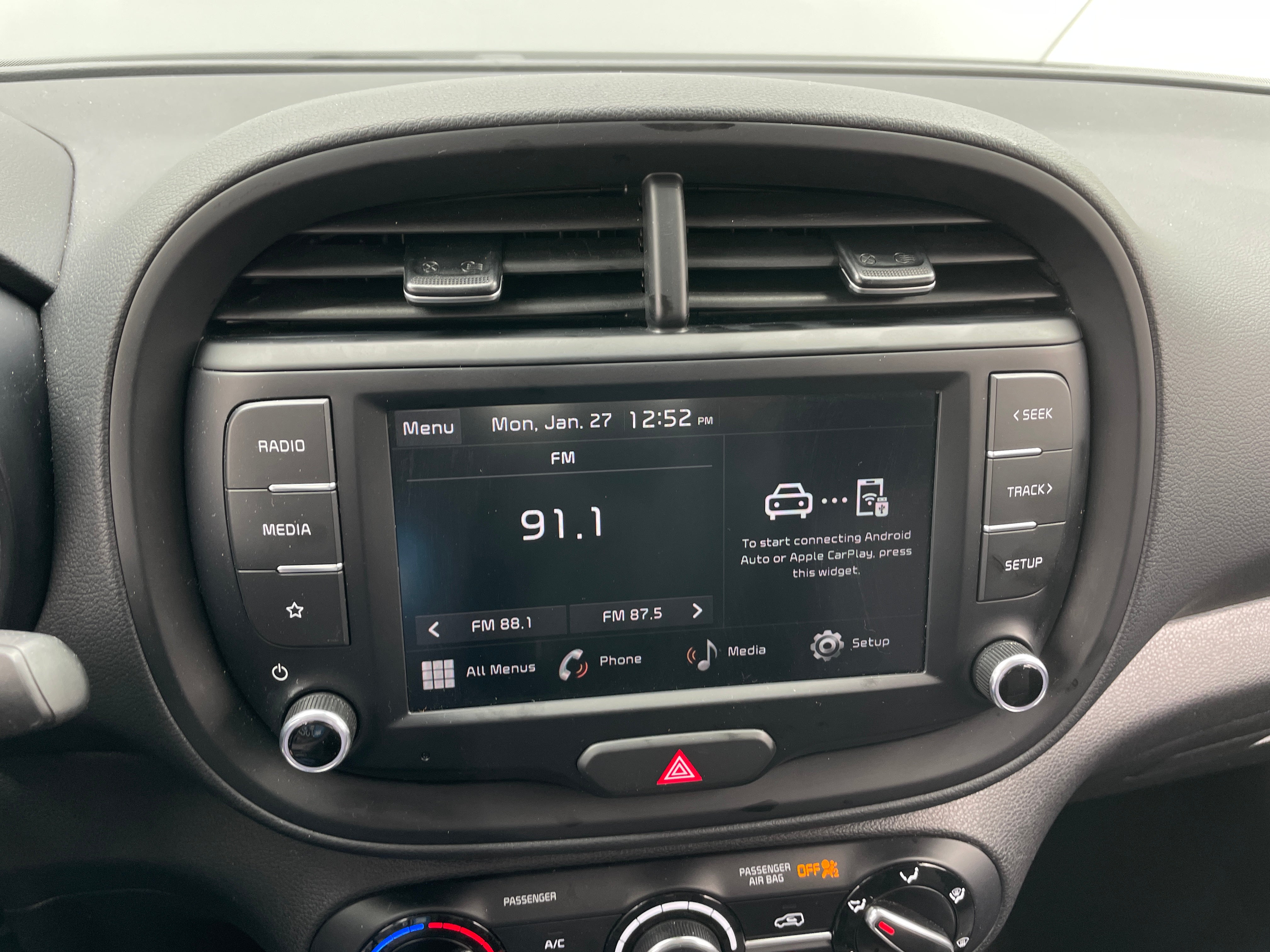 2024 Kia Soul LX 4