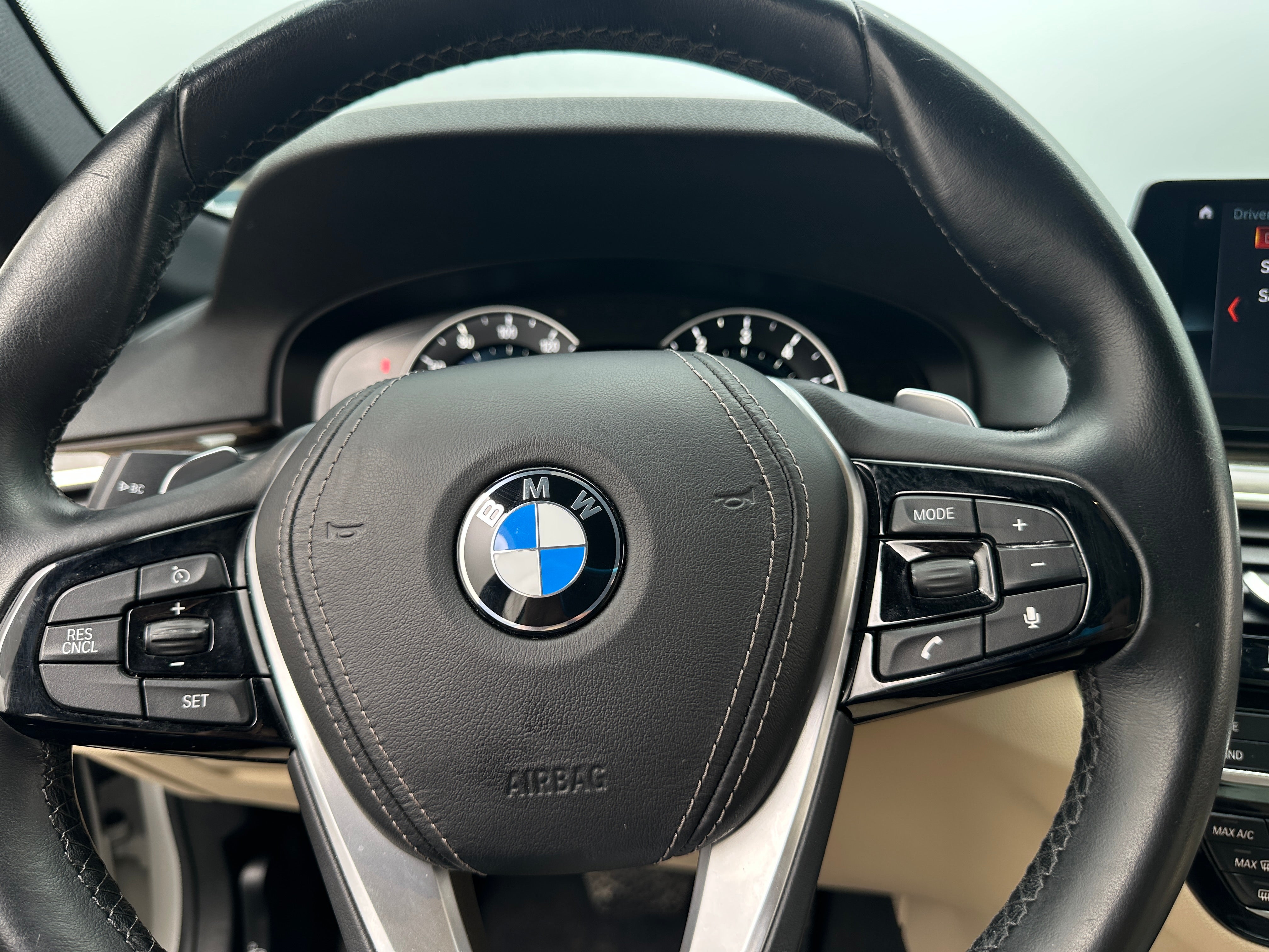 2018 BMW 5 Series 530i 4